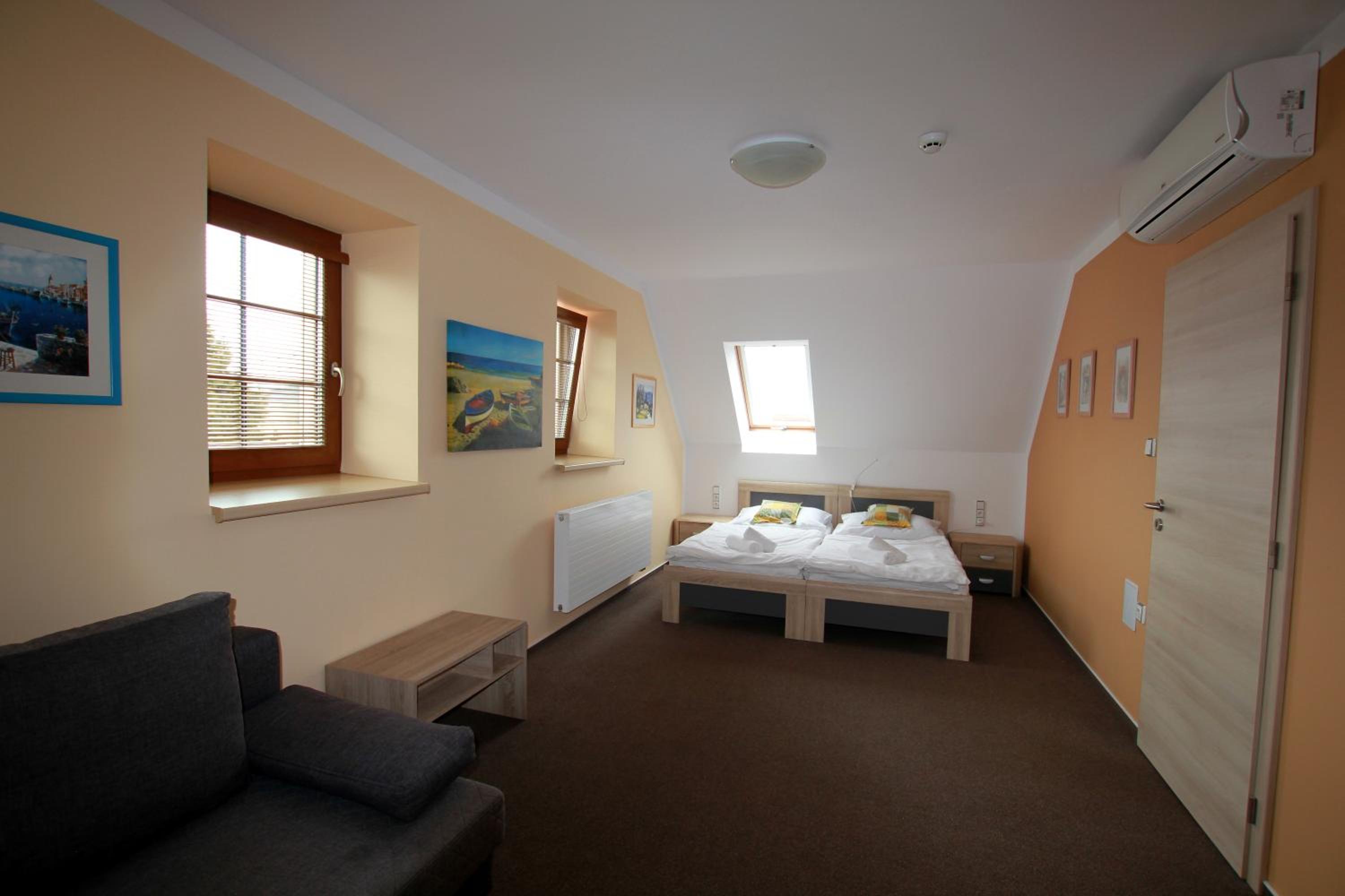 Double or Twin Room with Bathroom