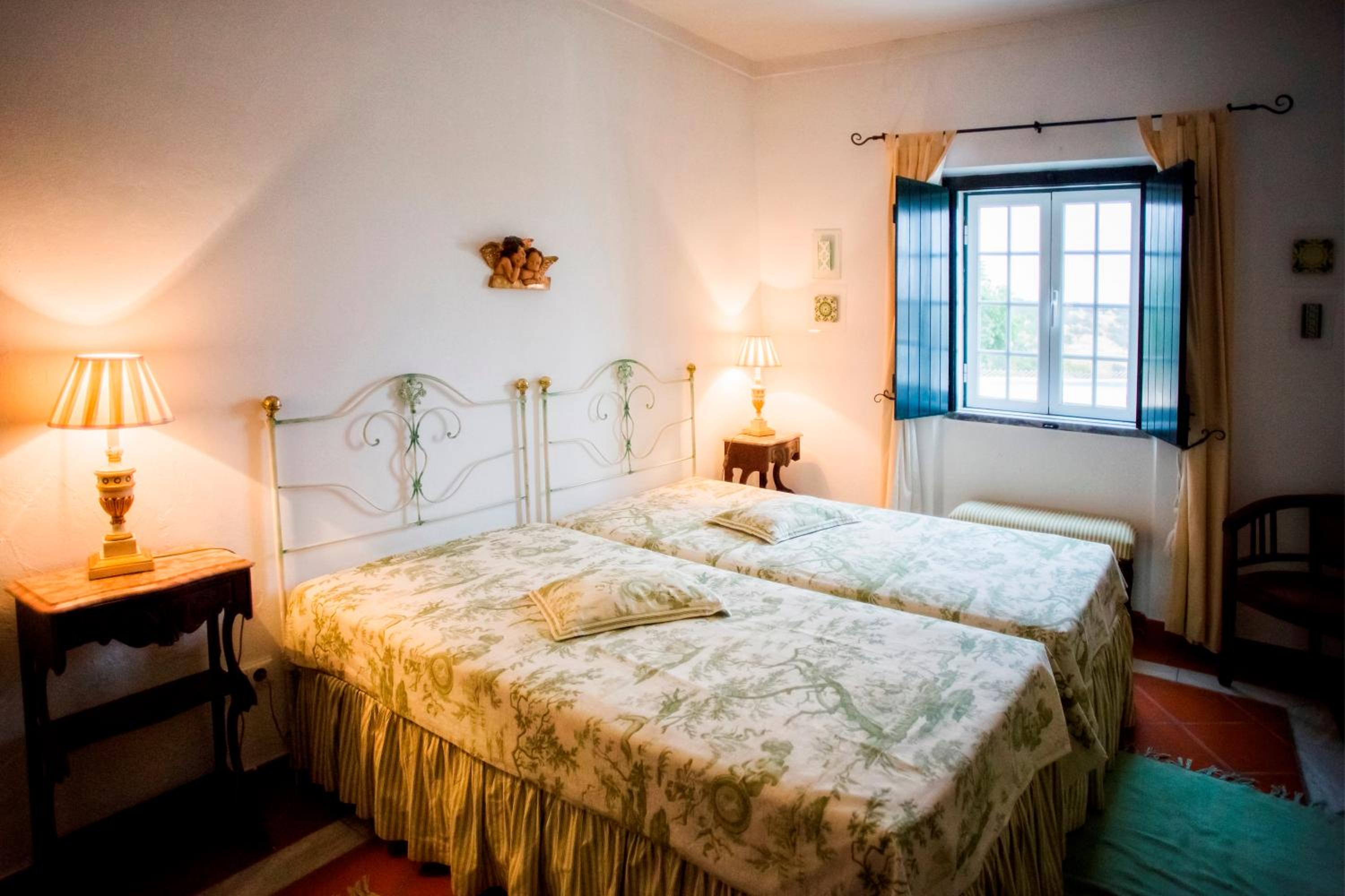Double or Twin Room photo 3