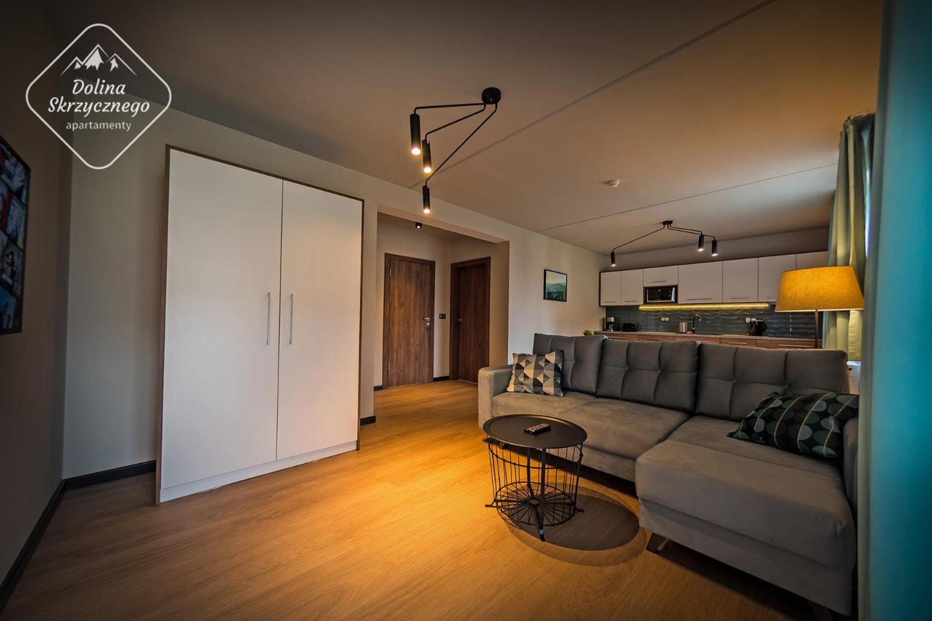 One-Bedroom Apartment photo 3