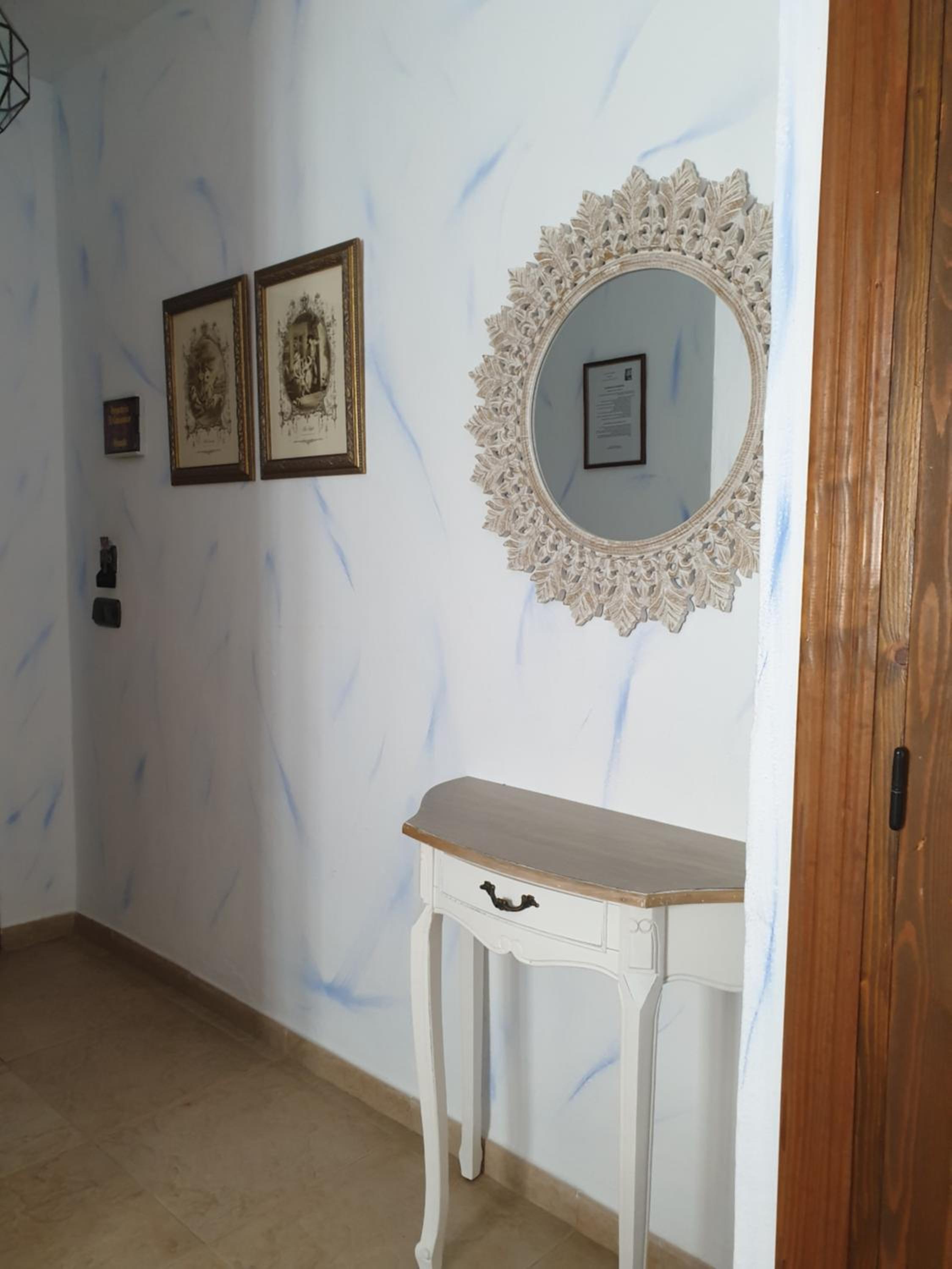 Double Room - Photo 7