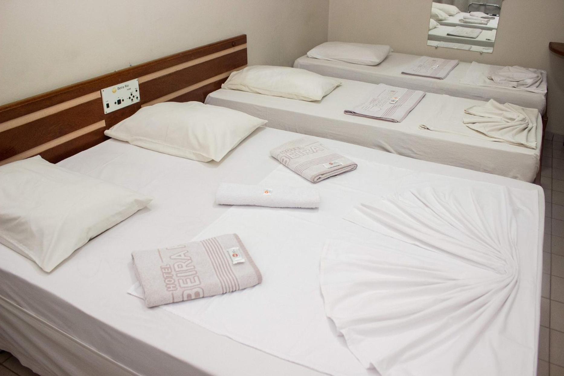 Economy Quadruple Room photo 3