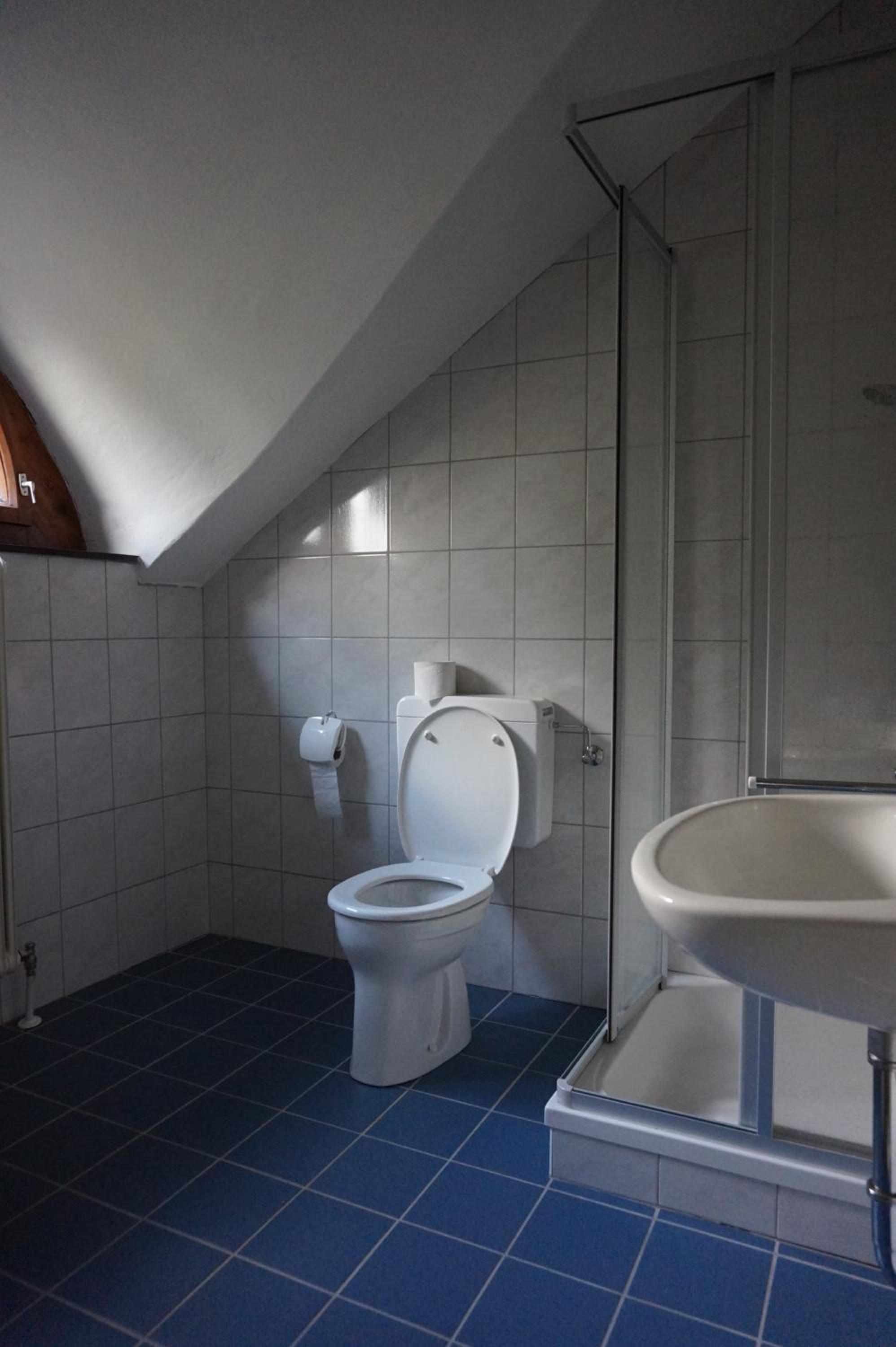 Triple Room with Bathroom - Photo 5