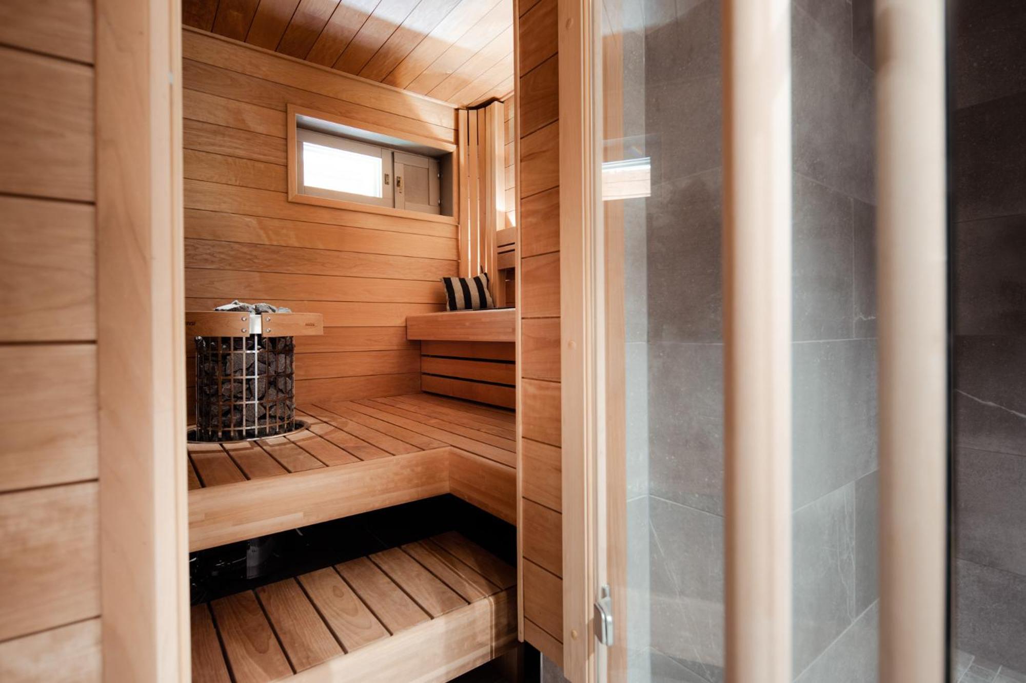 Apartment with Sauna - Photo 2
