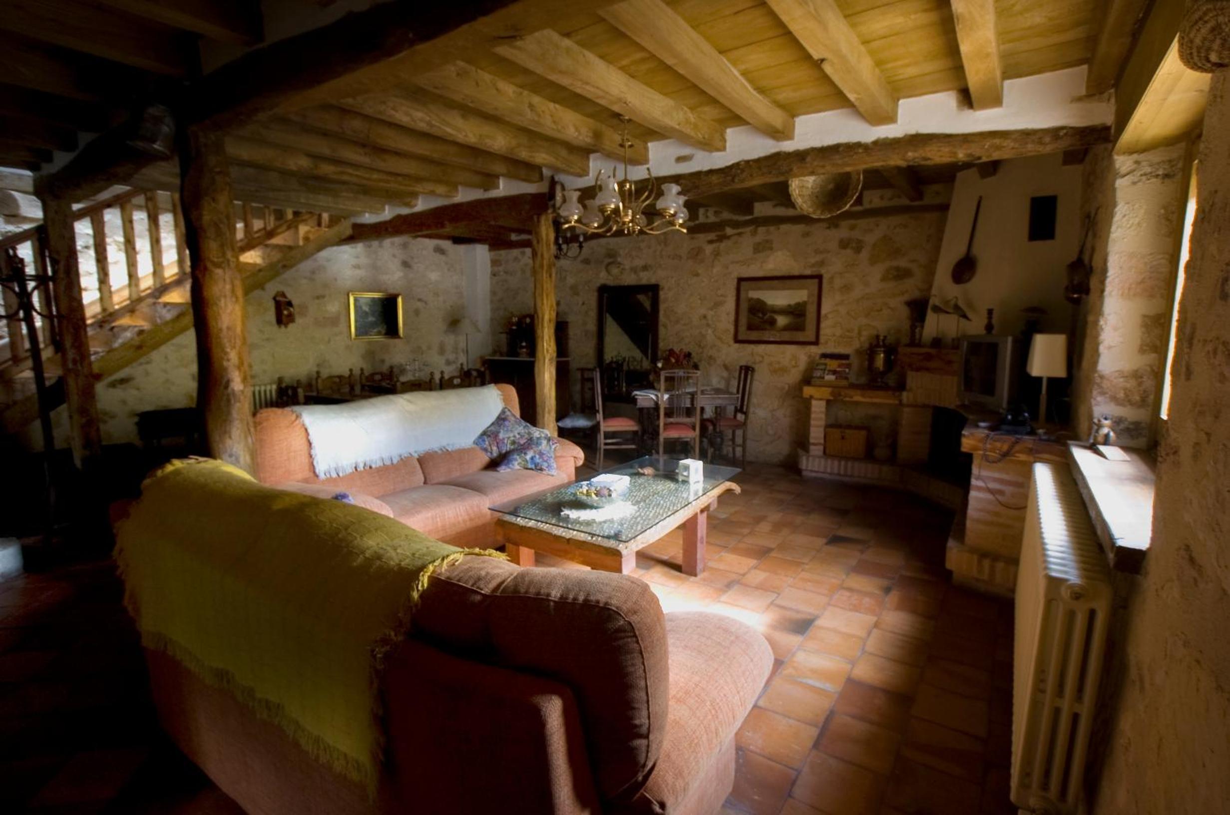 Four-Bedroom House photo 2