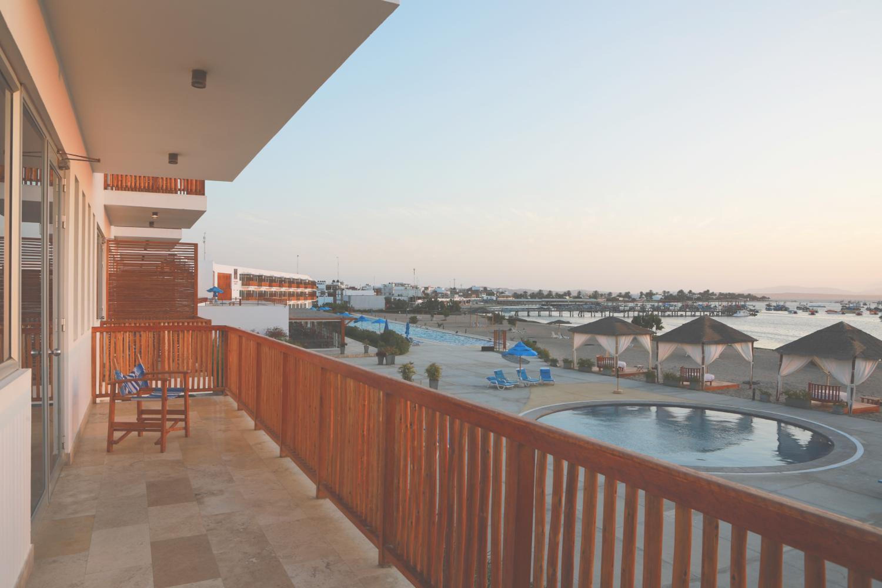 Family Room with Sea View (2 Adults + 2 Children)