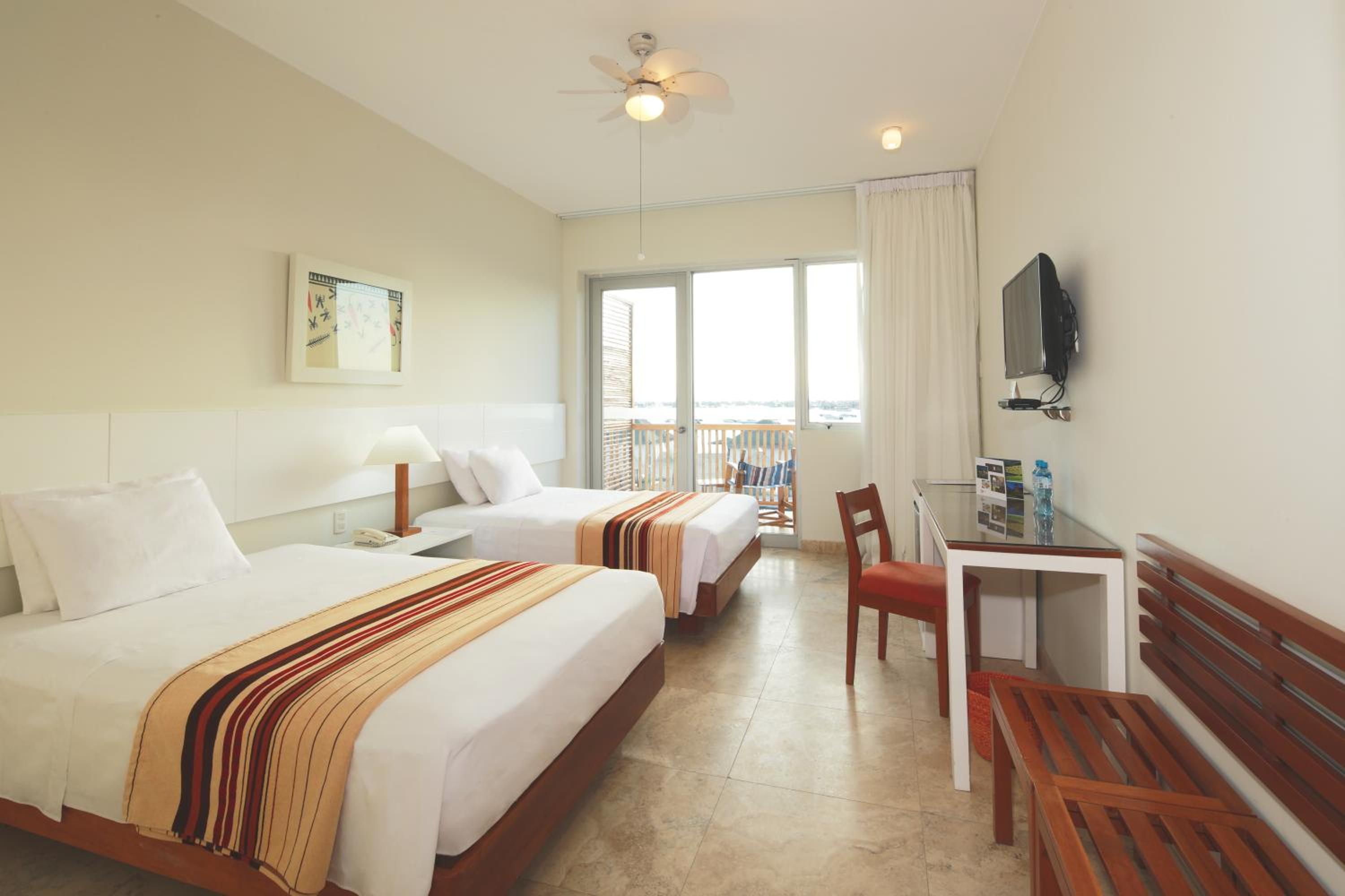 Family Room with Sea View (2 Adults + 2 Children)