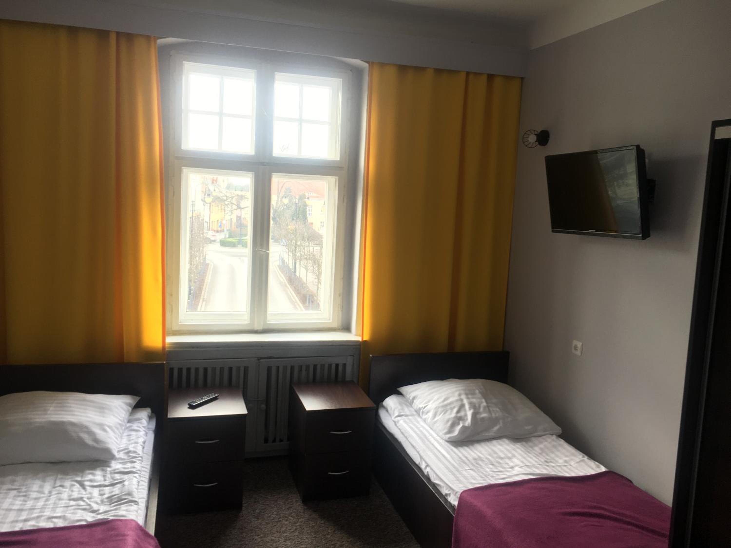 Double Room - Photo 9