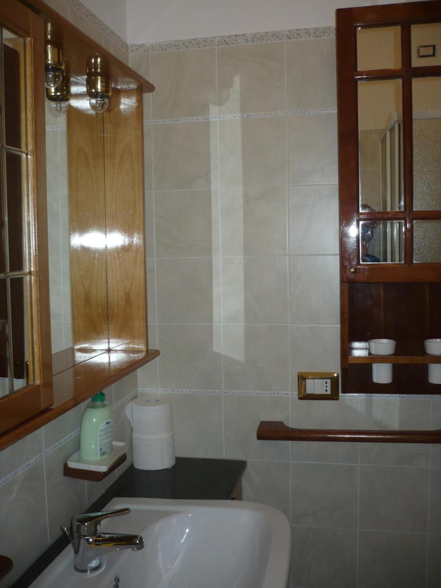 Triple Room - Photo 8