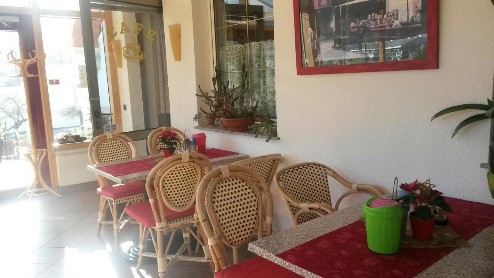 Family Room (2 Adults + 2 Children) photo 3
