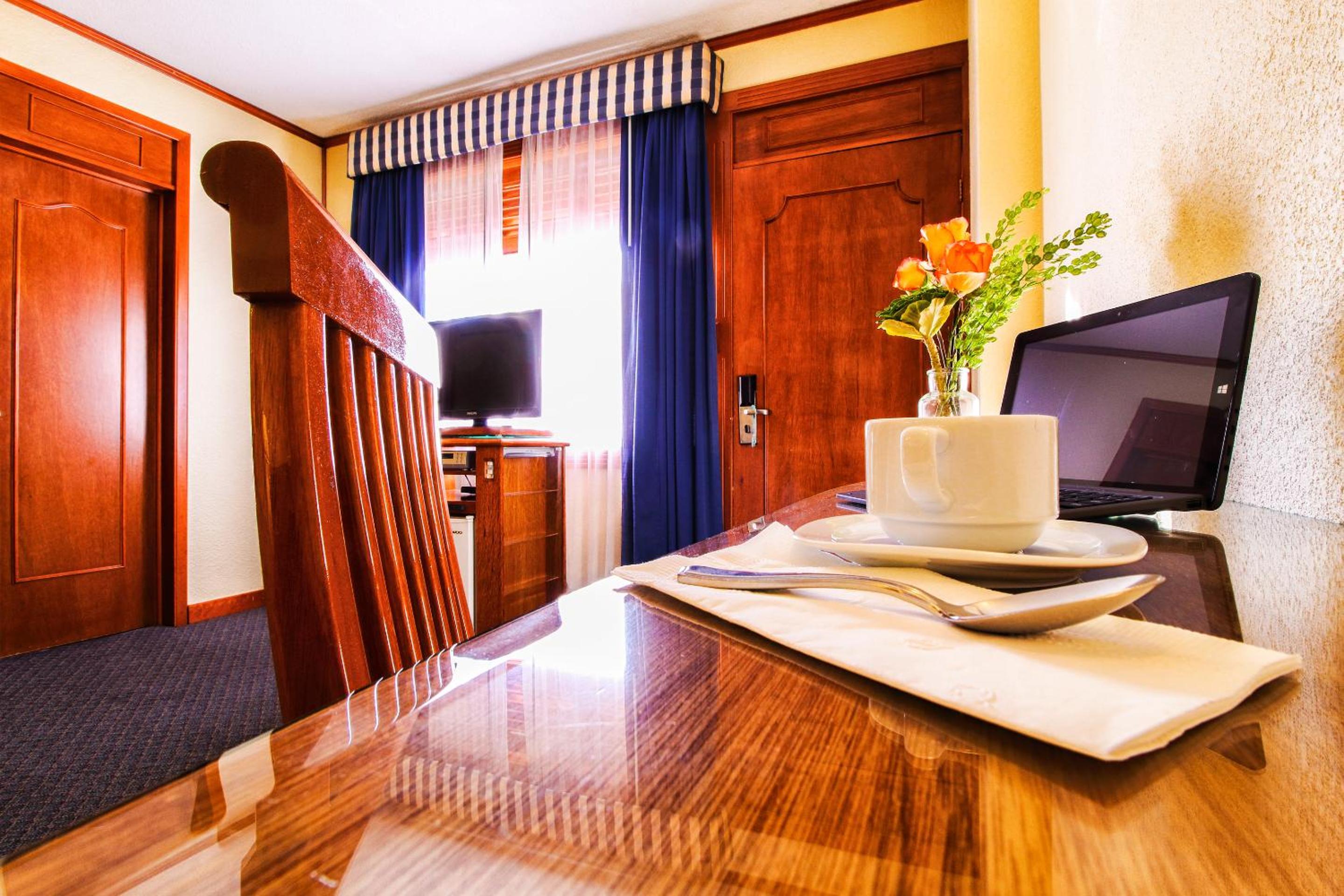 Executive Suite photo 1