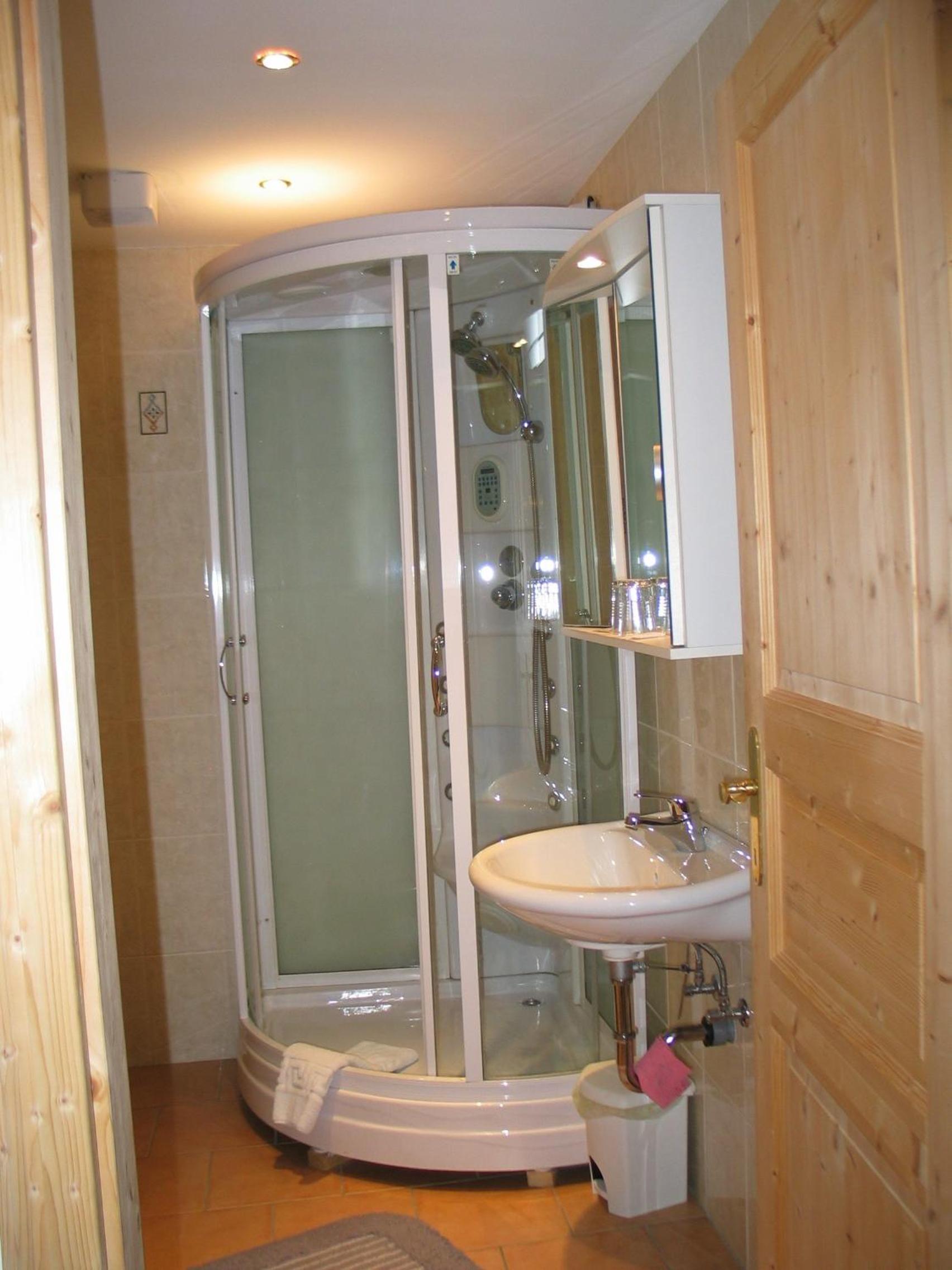 Double Room - Single Use photo 2