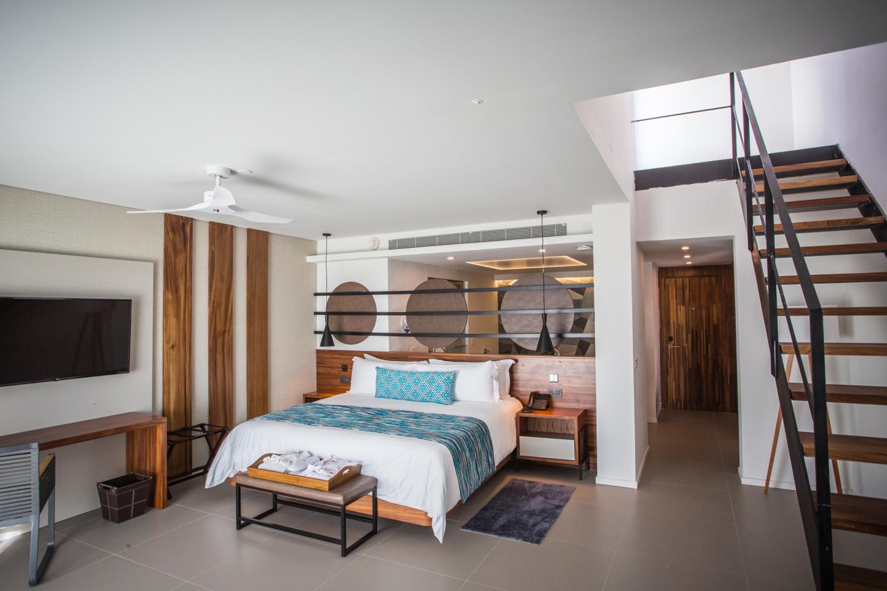 Elegance Club Plunge Pool Suite (Adults only, 18+) - Free WiFi