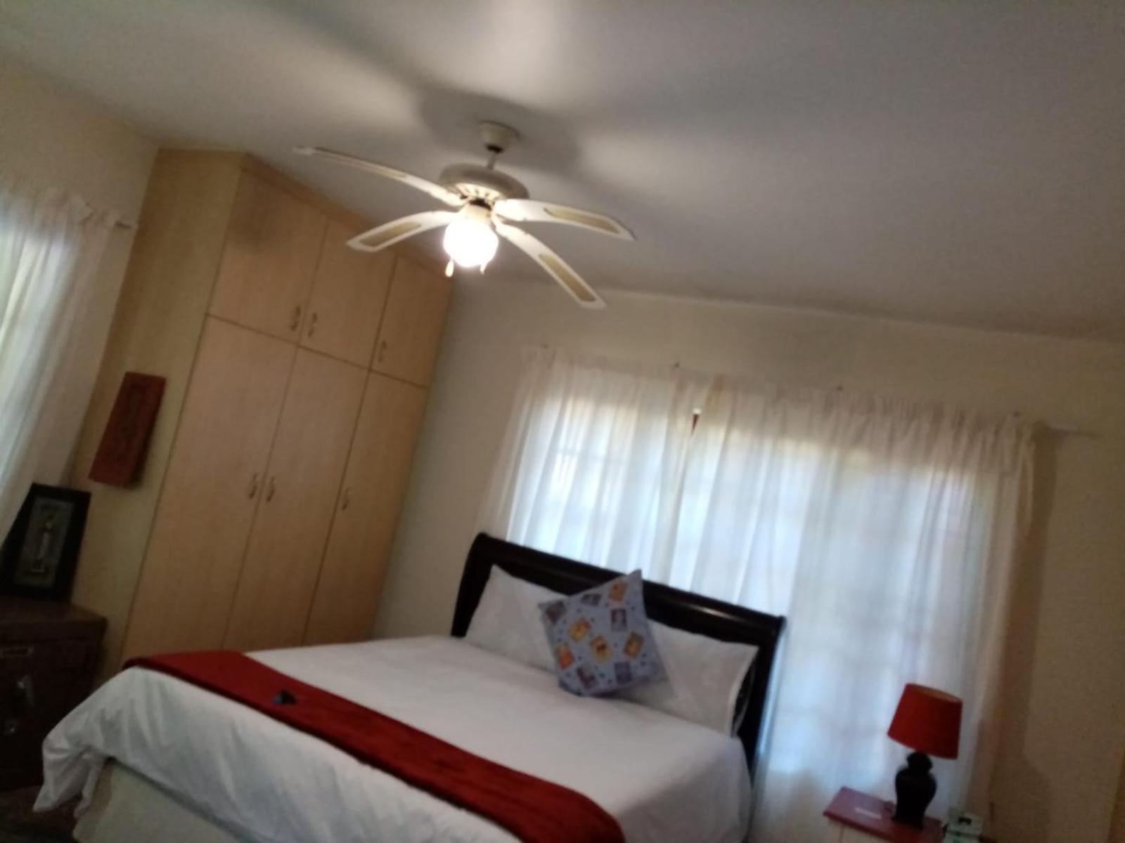 Four-Bedroom House - Photo 1