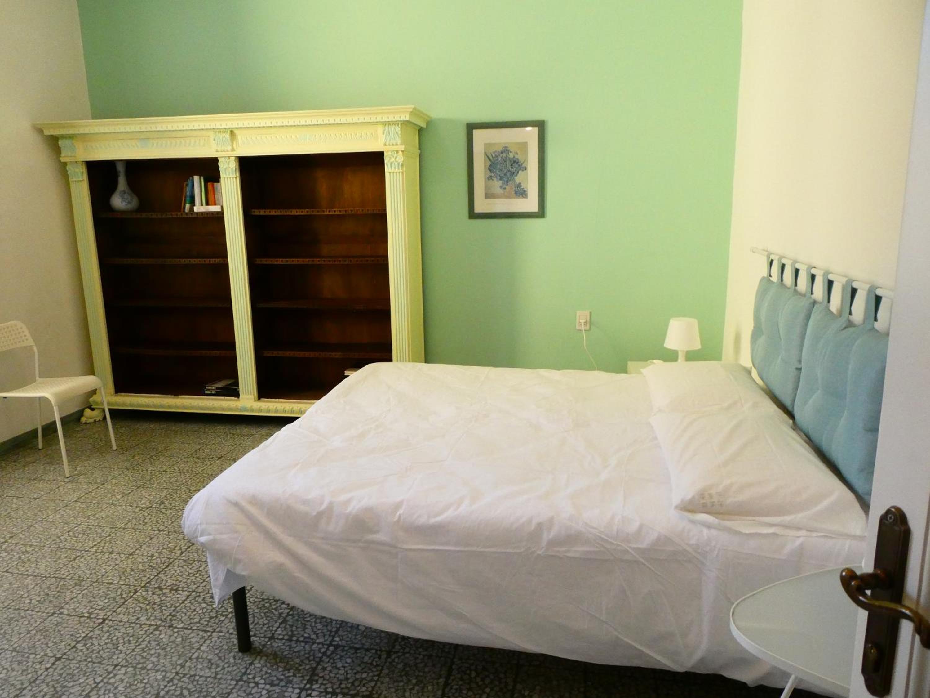 Three-Bedroom House - Photo 25
