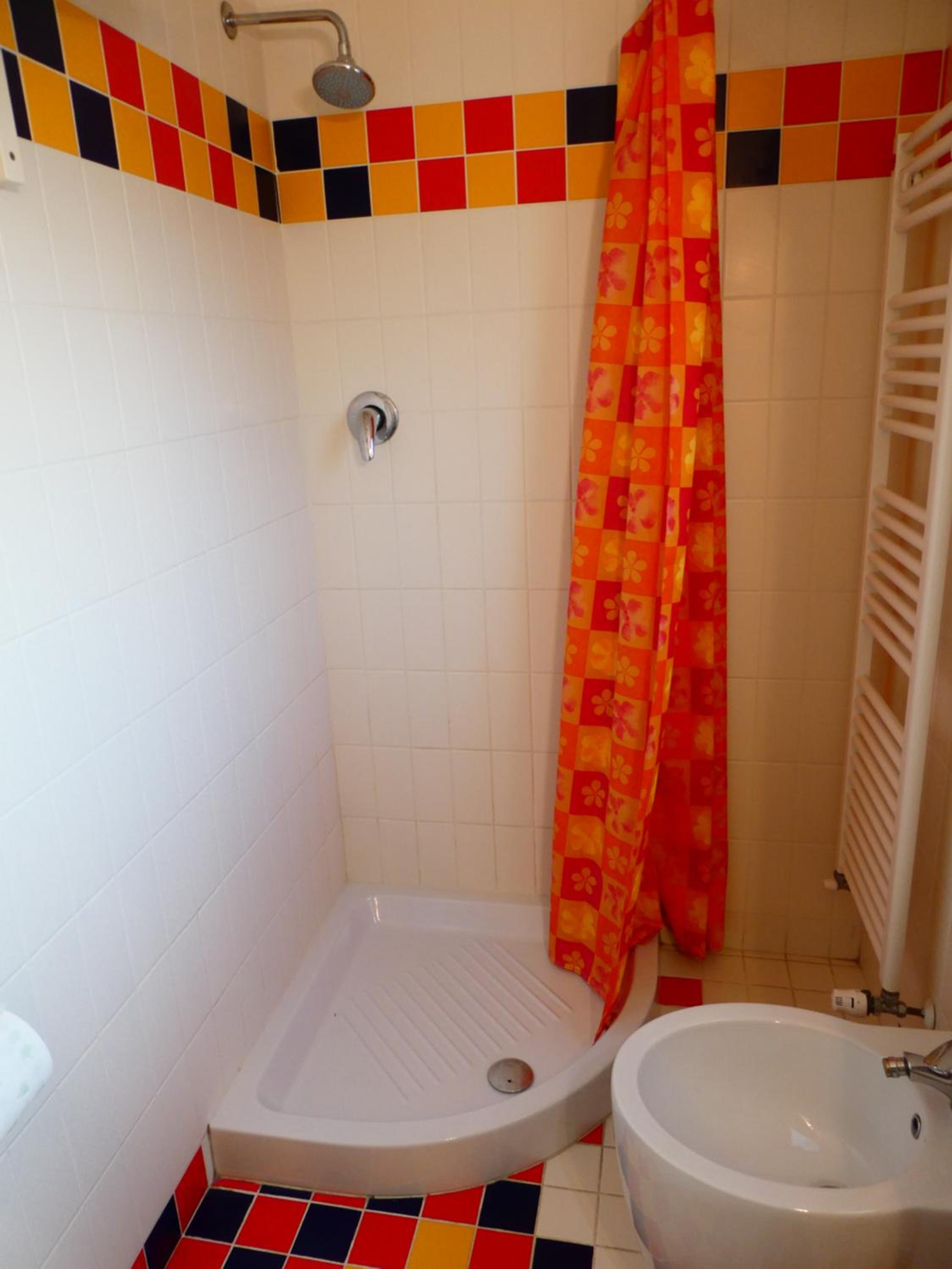 Three-Bedroom House - Photo 20