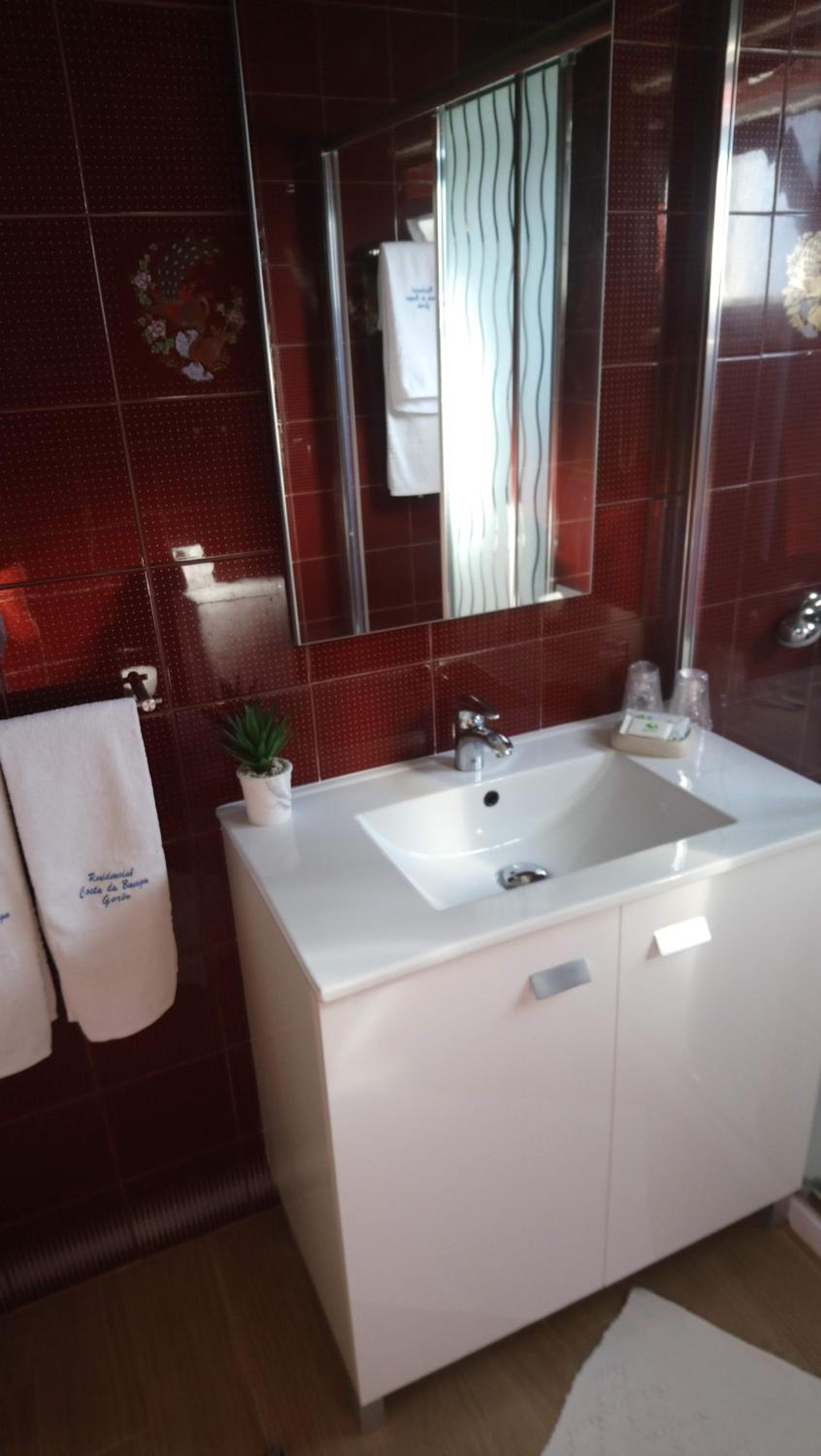 Double Room - Photo 13