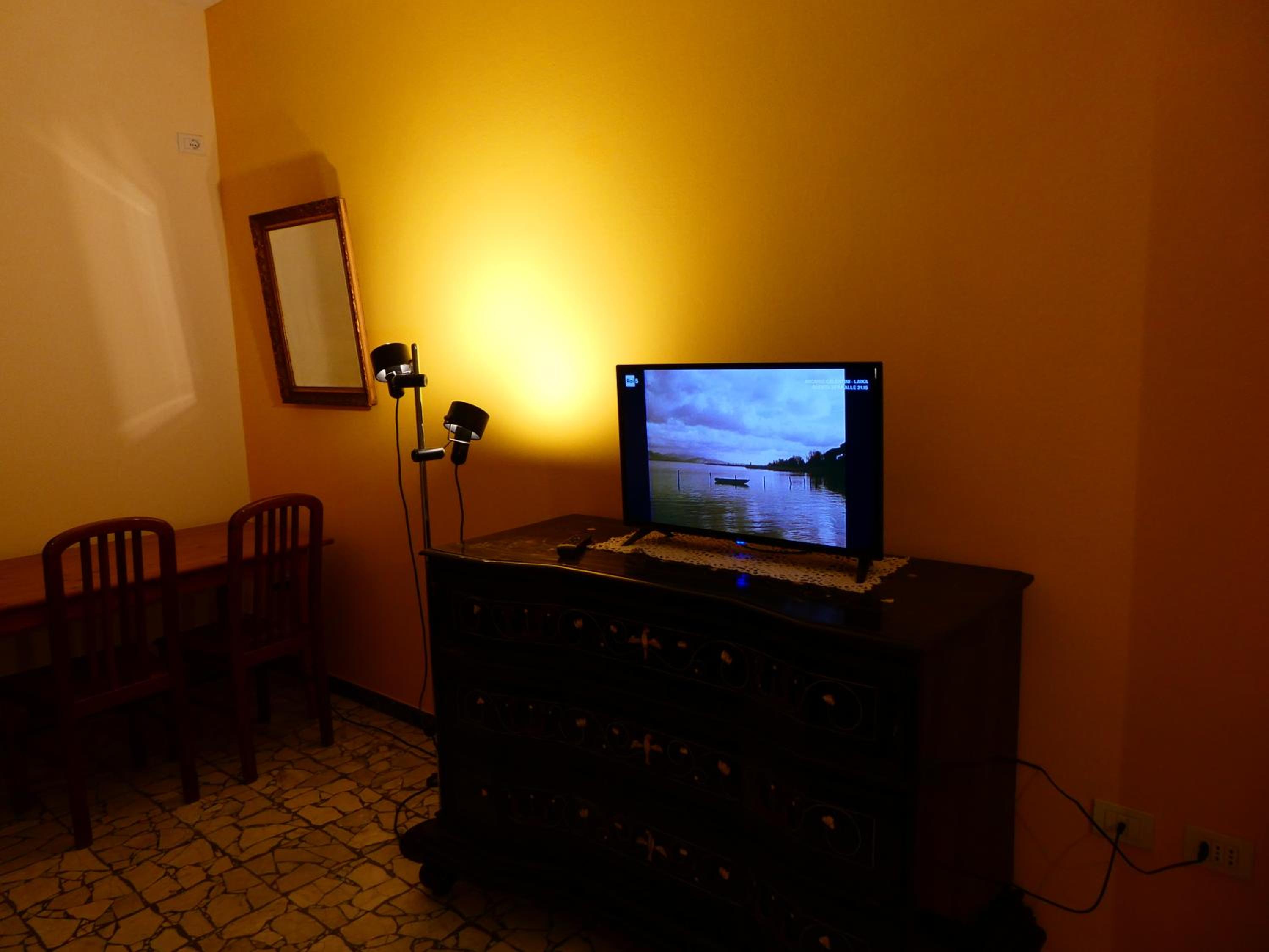 Three-Bedroom House - Photo 7