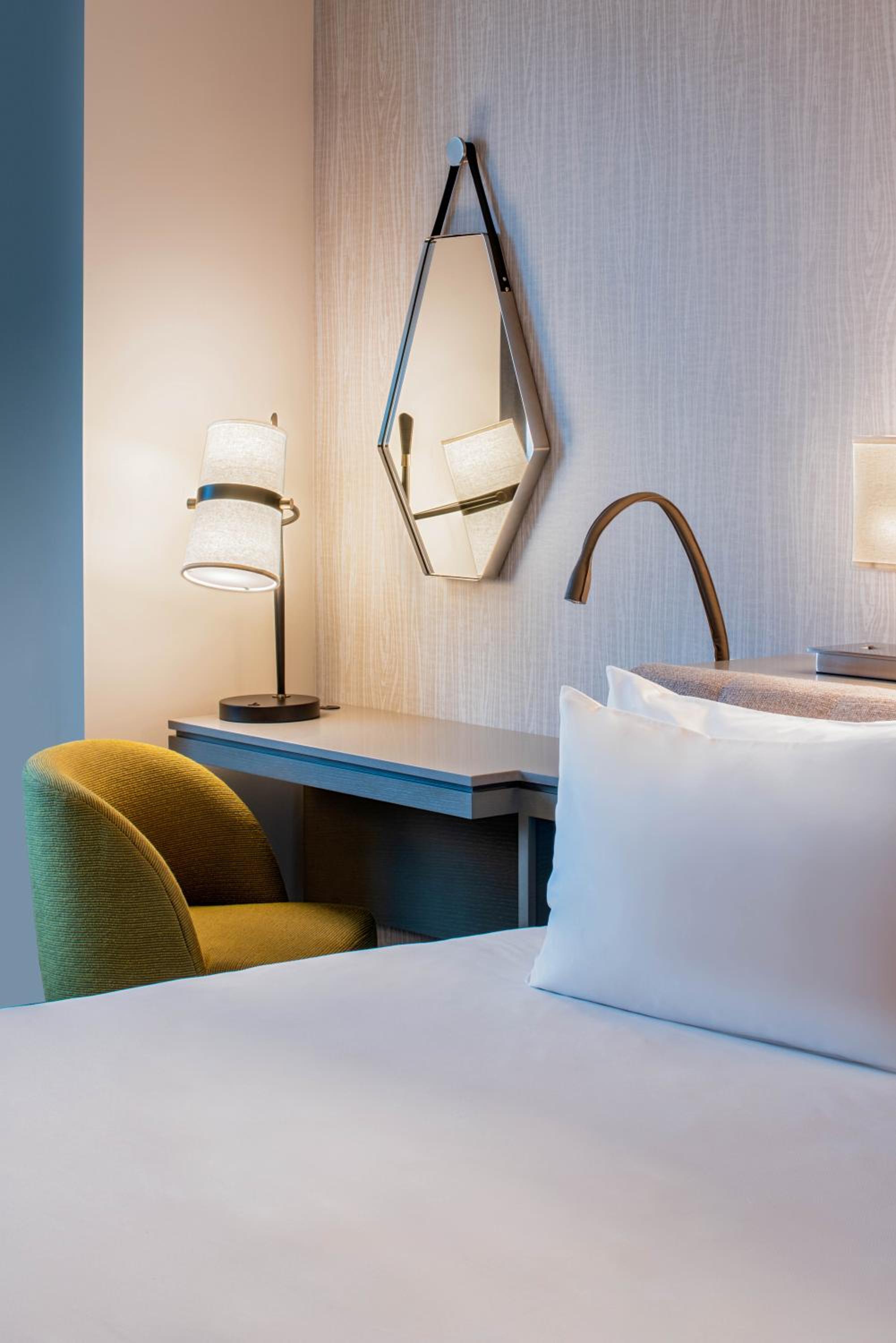 King Room with View - Photo 5