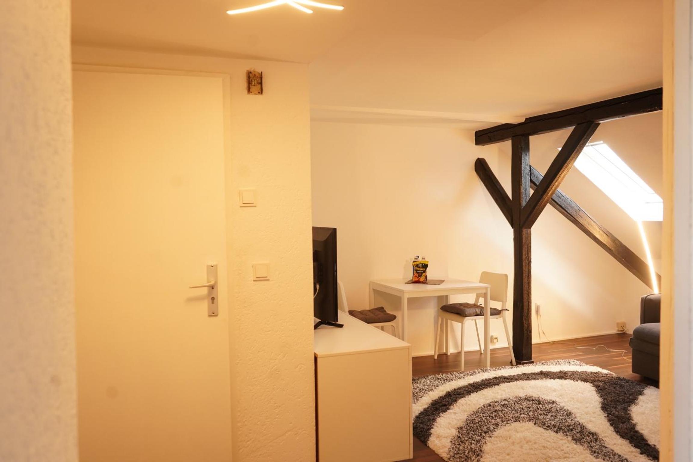 One-Bedroom Apartment photo 1