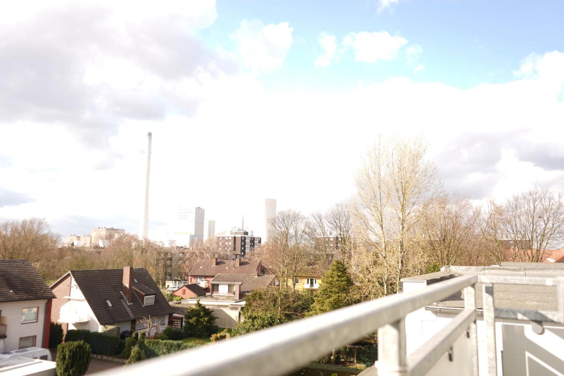 Apartment with Balcony photo 1