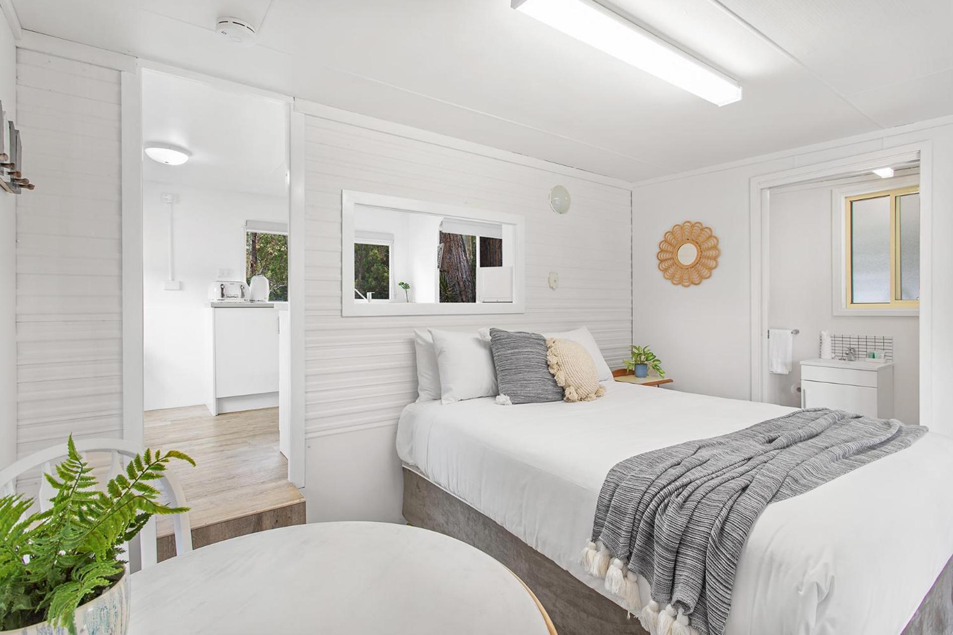 Caravan Daisy