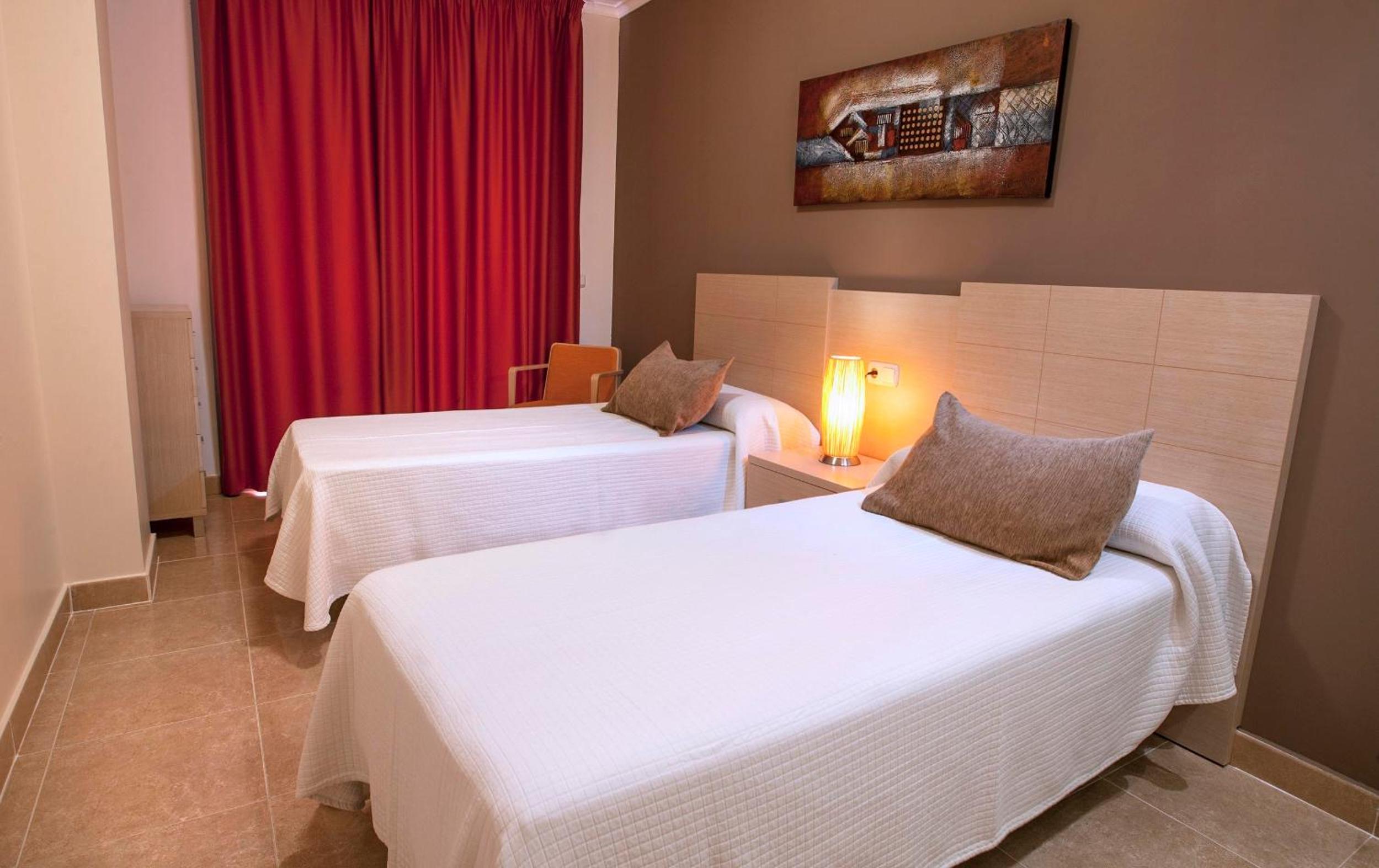 Two-Bedroom Apartment with Partial Sea View (2-4 Adults) photo 3
