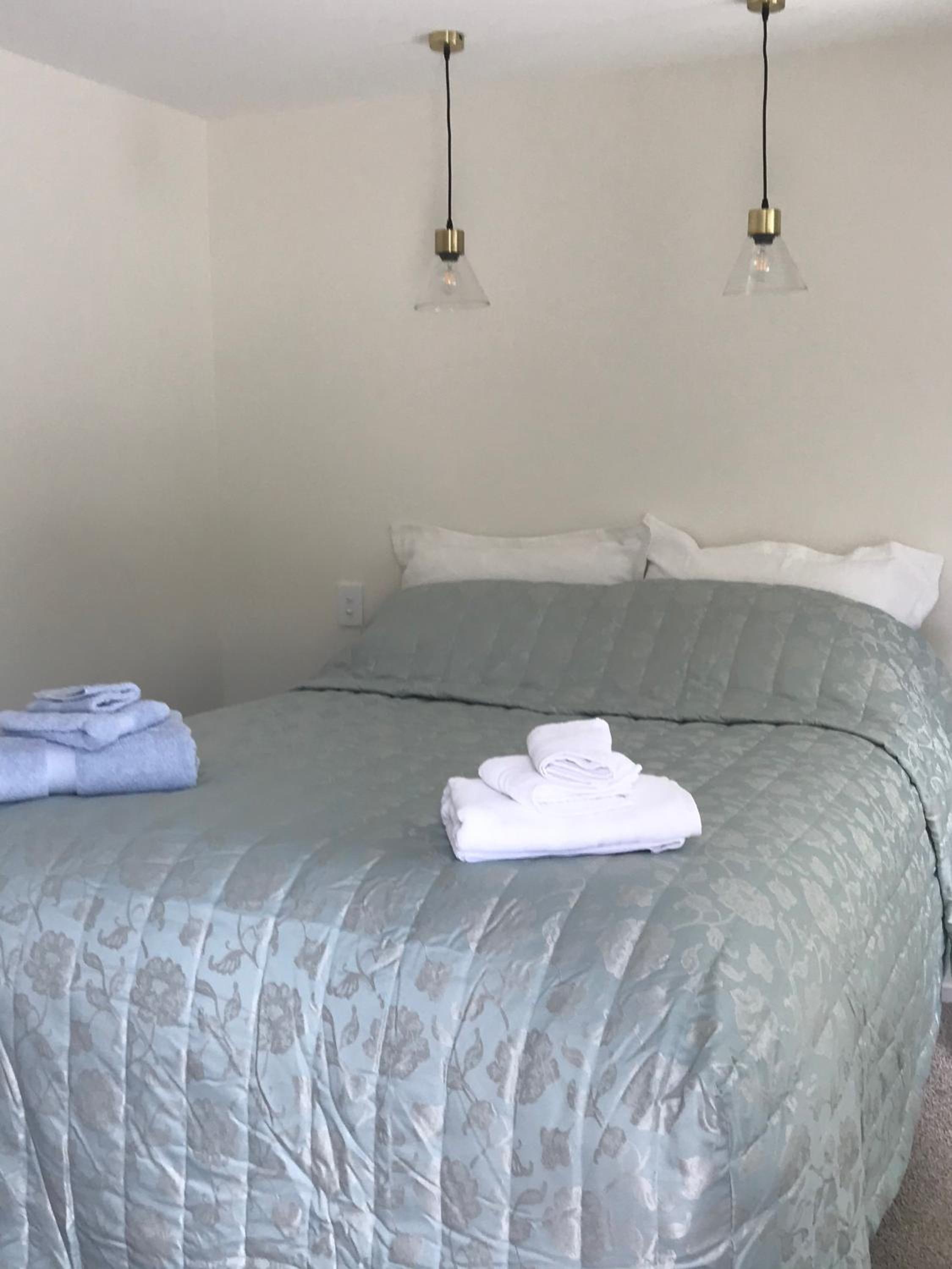 Two-Bedroom Apartment - Photo 3