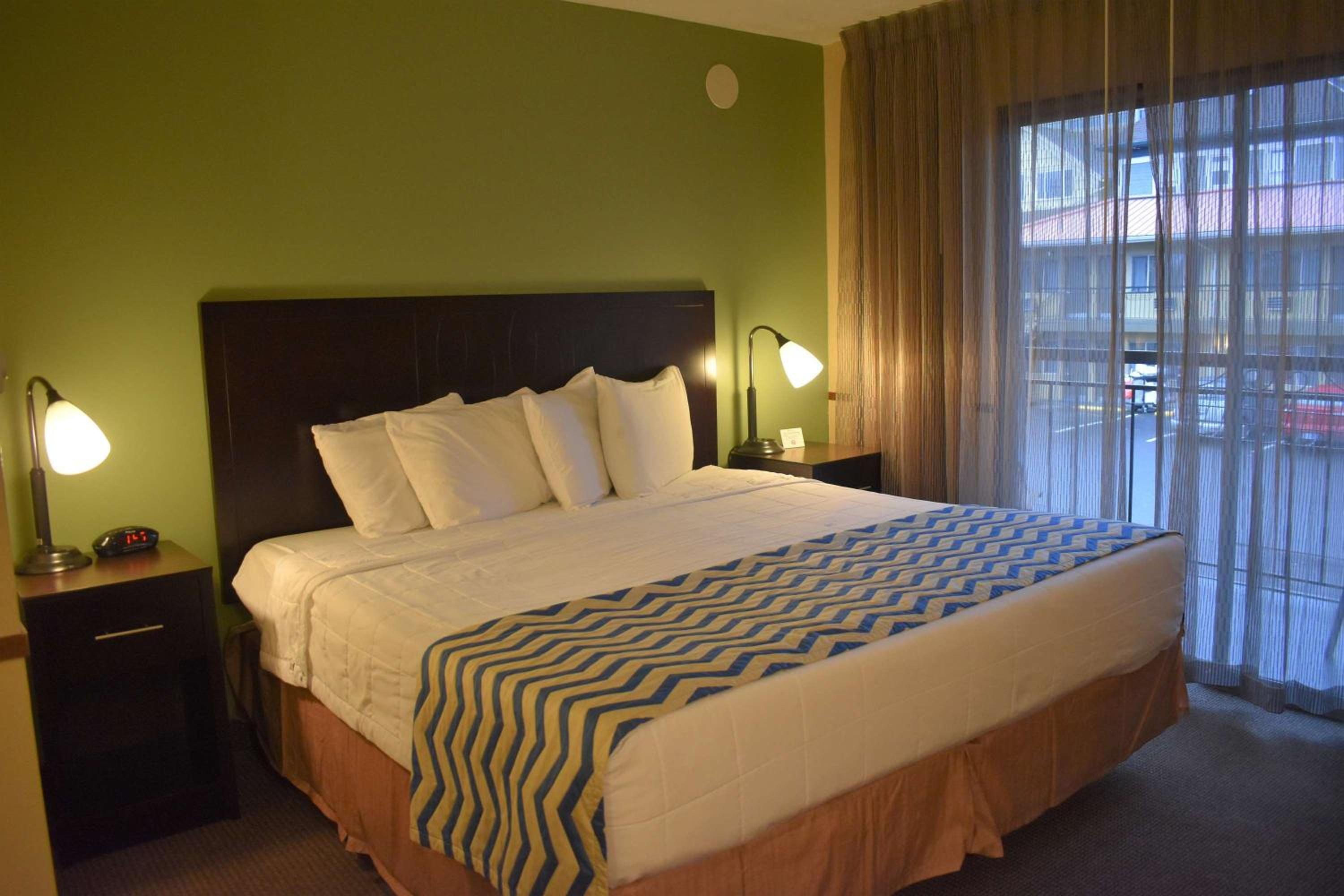 King Room with Balcony