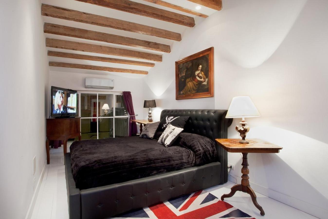 Deluxe Double Room - Photo 1
