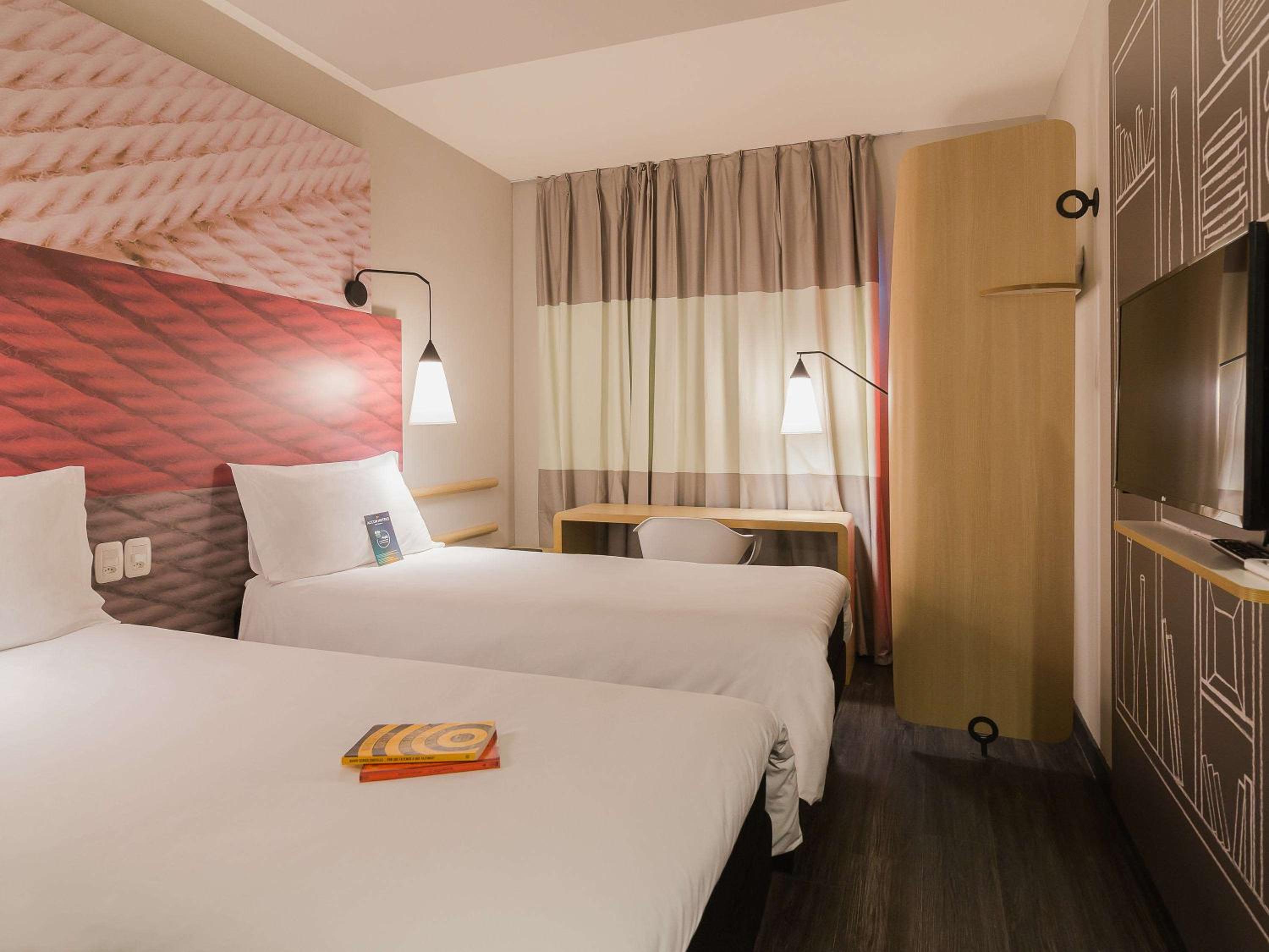 Standard Apartment with Twin Beds