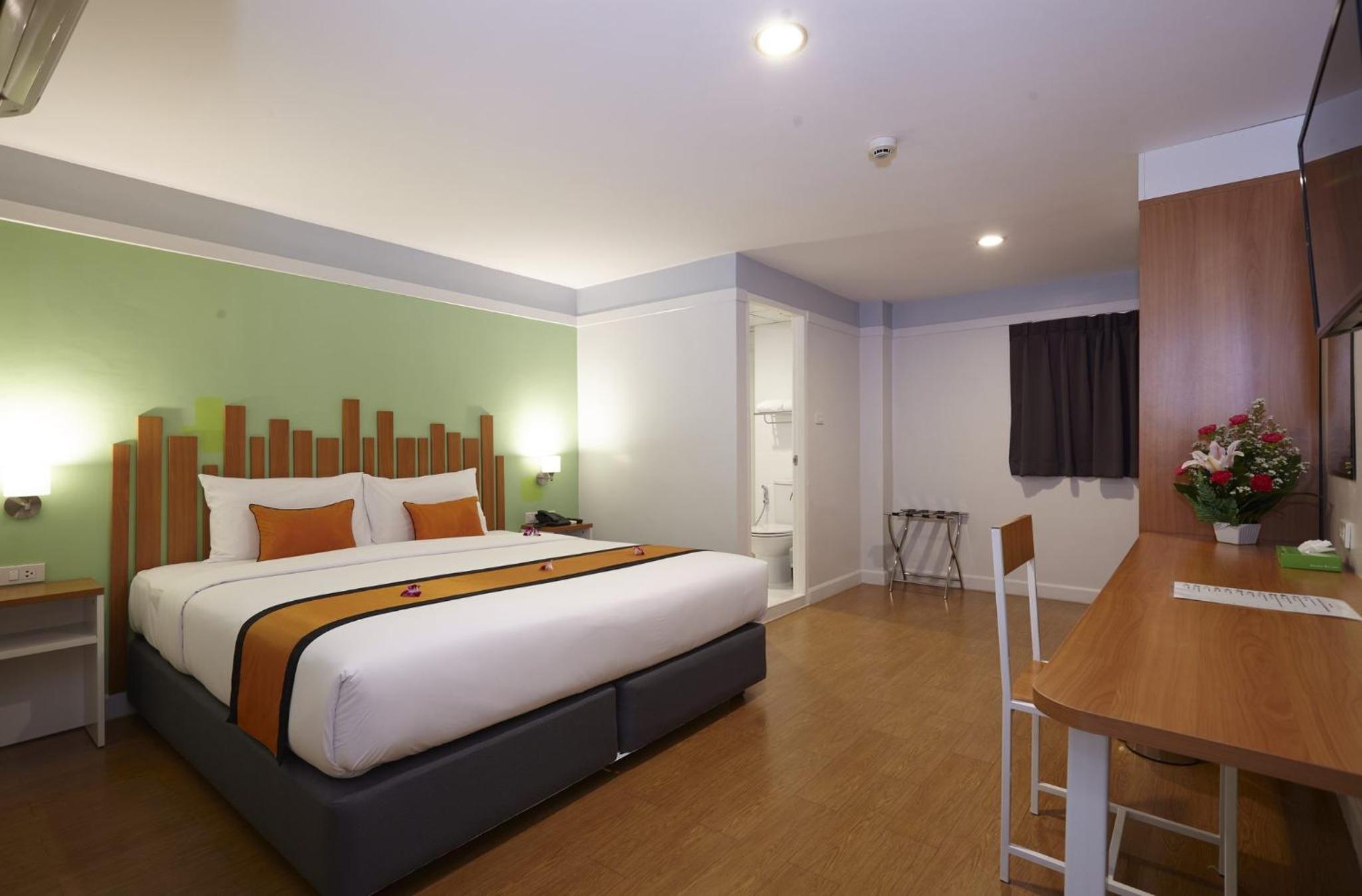Deluxe Double or Twin Room photo 2