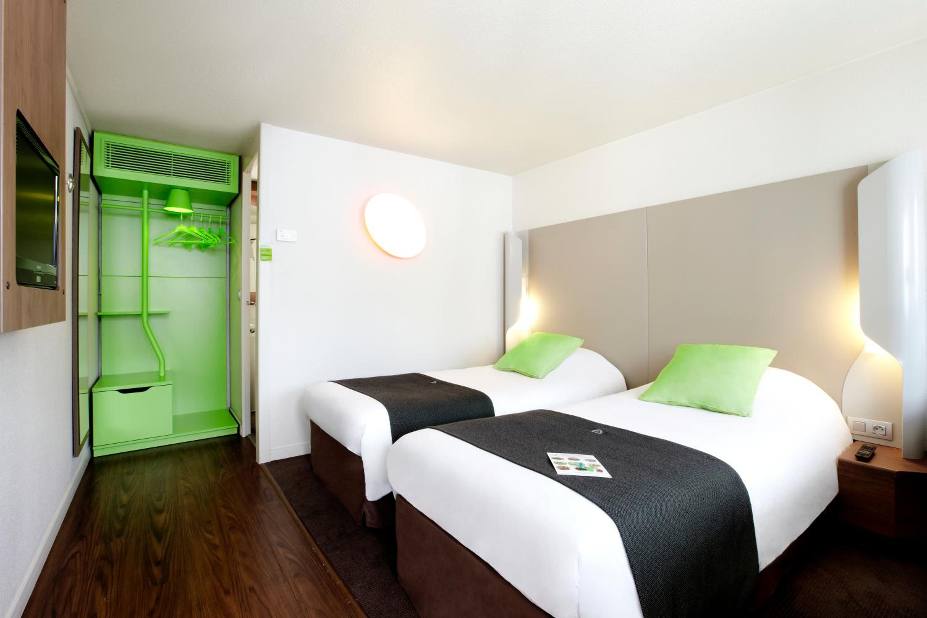 Twin Room - Photo 5