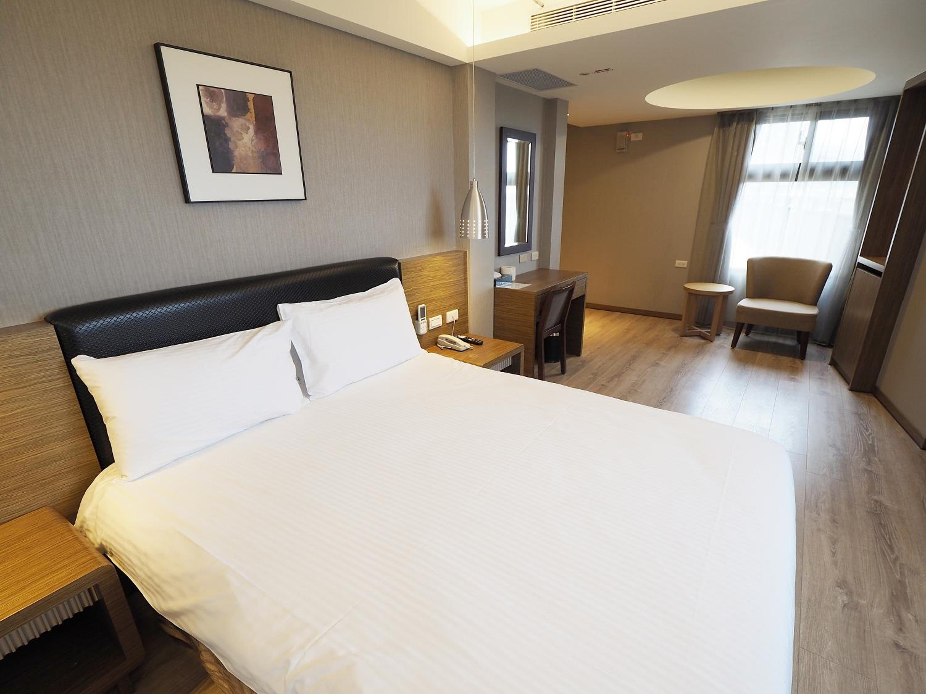 Double Room with Sea View - Photo 3