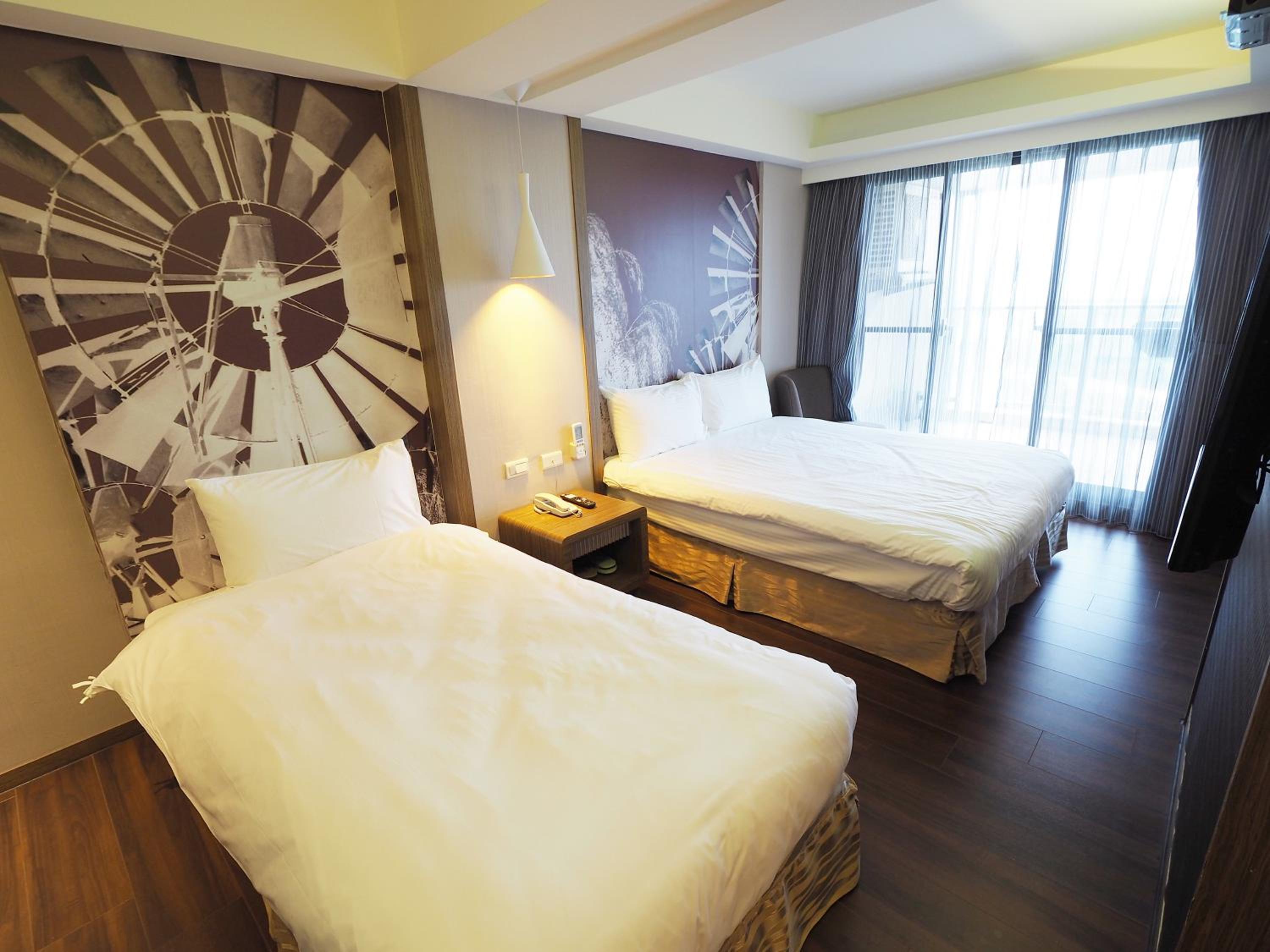 Triple Room with Sea View - Photo 9