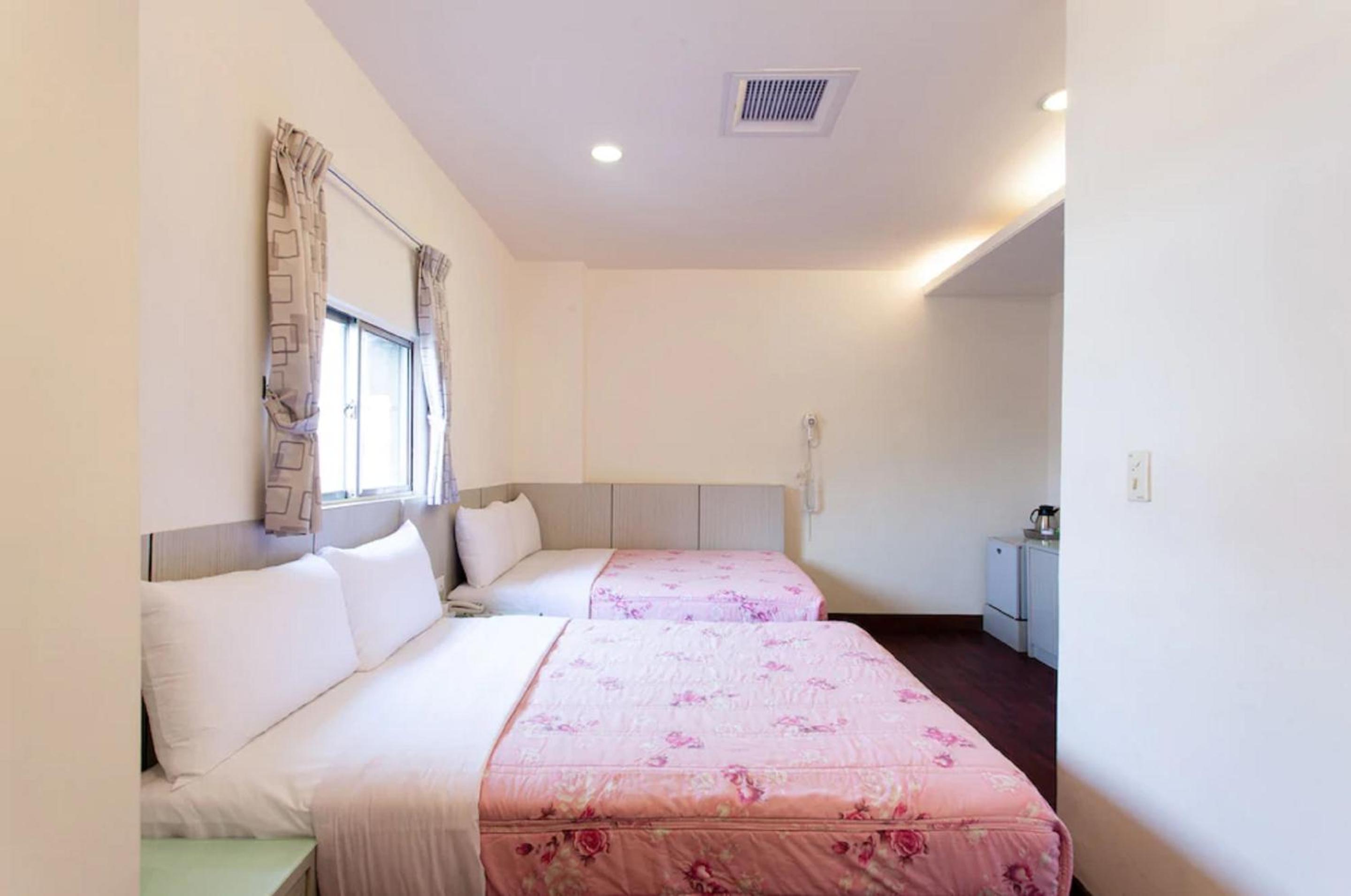 Family Room (4 Adults)