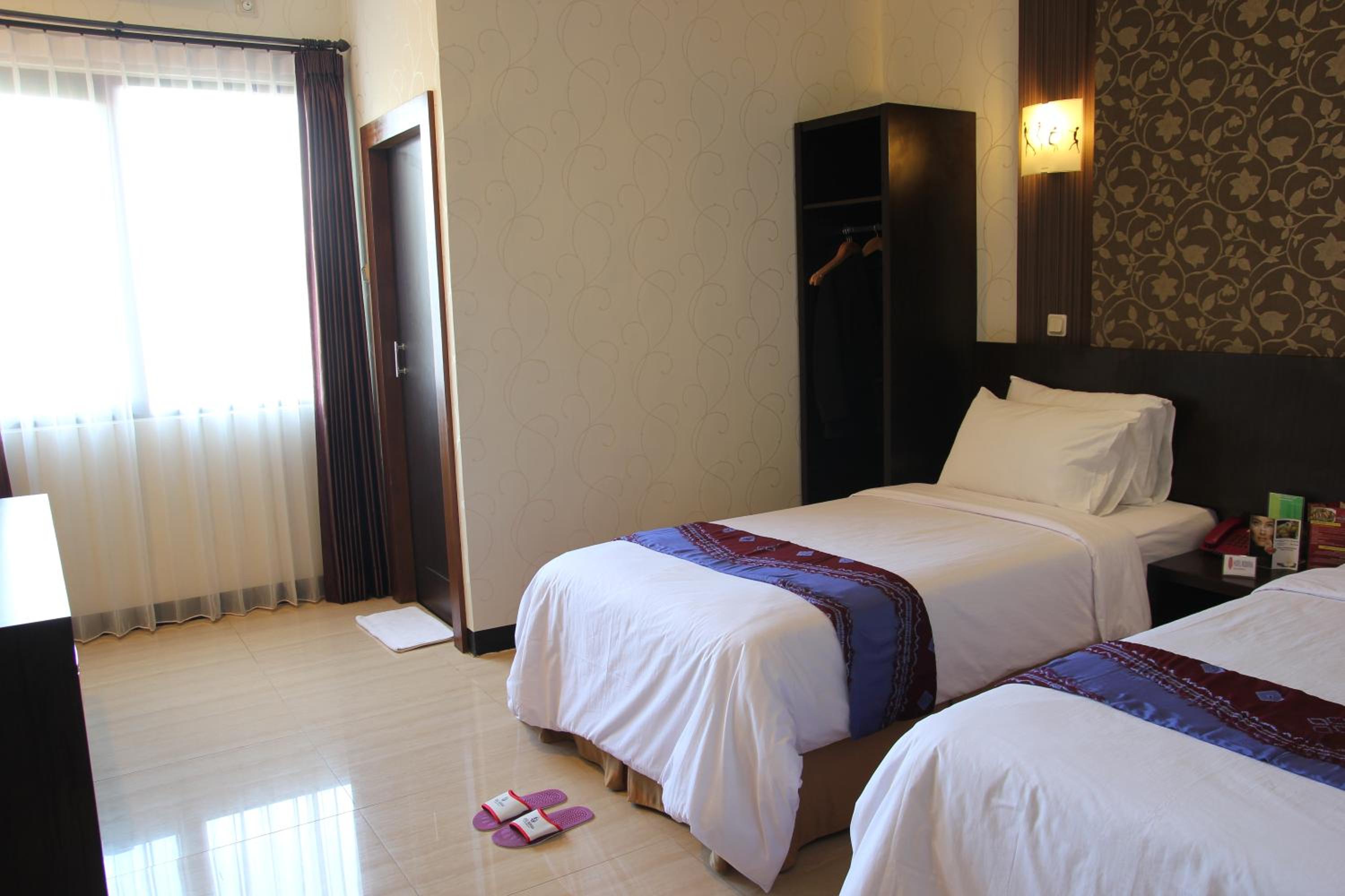 Superior Twin Room photo 2