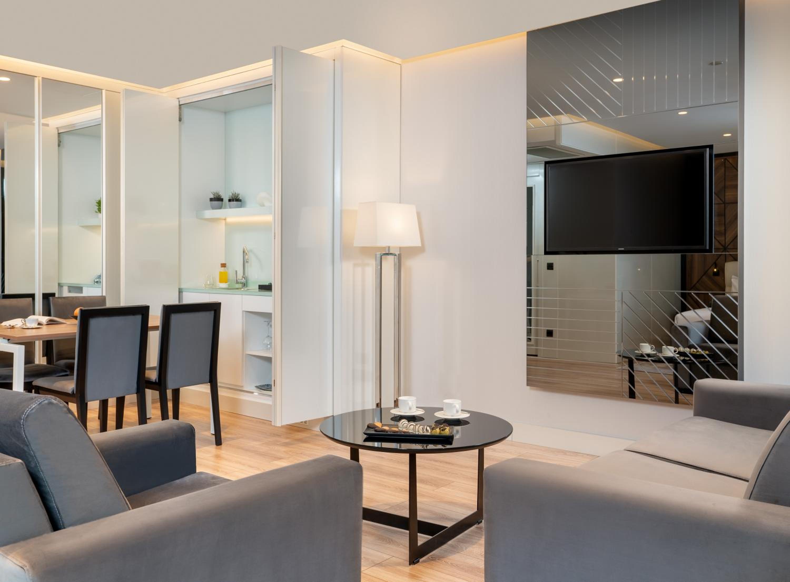 Junior Suite - Photo 6