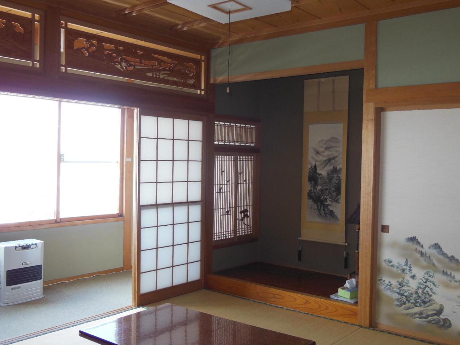 Japanese-Style Room