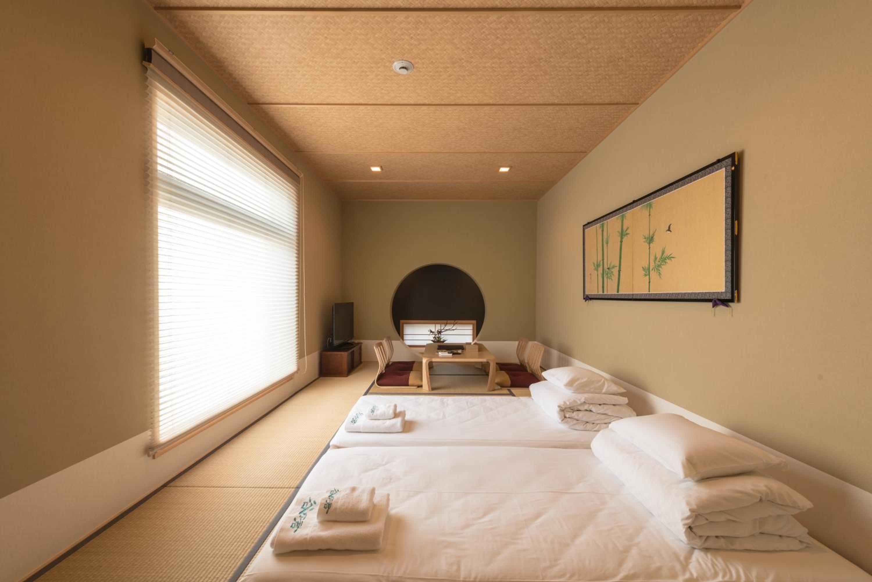 Japanese-Style Quadruple Room - Photo 8