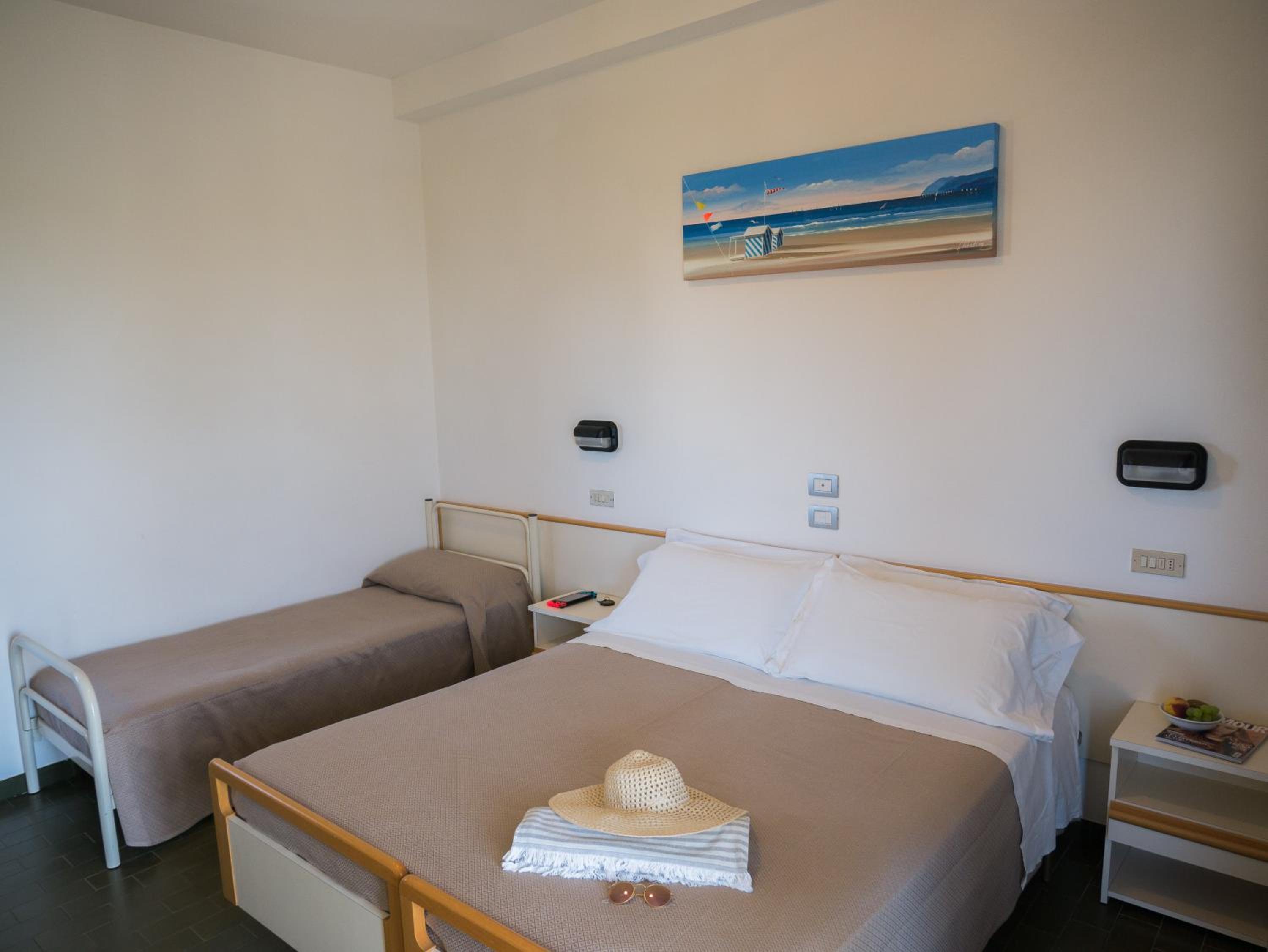 Triple Room with Balcony photo 1