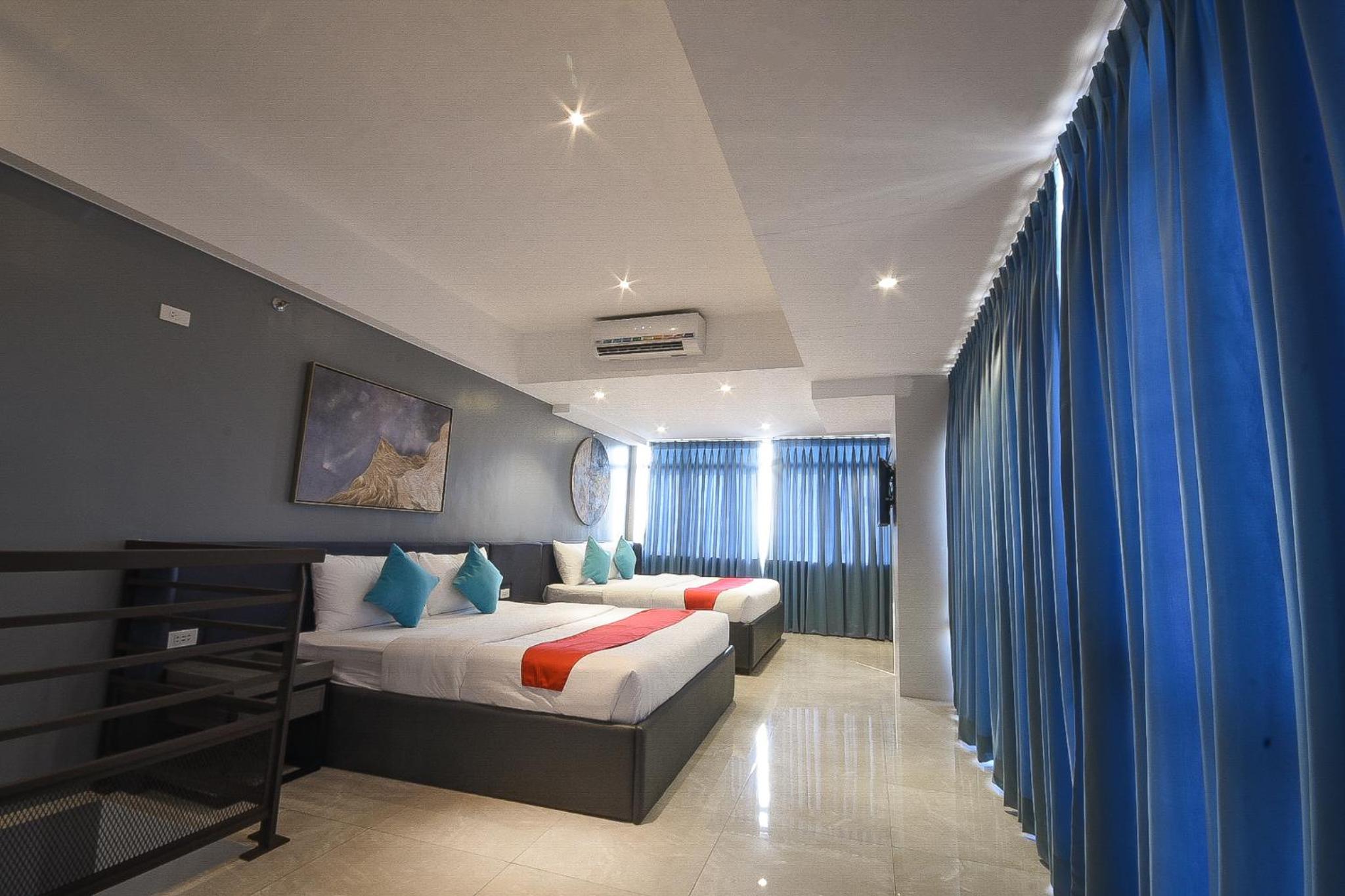 Superior Double or Twin Room with City View