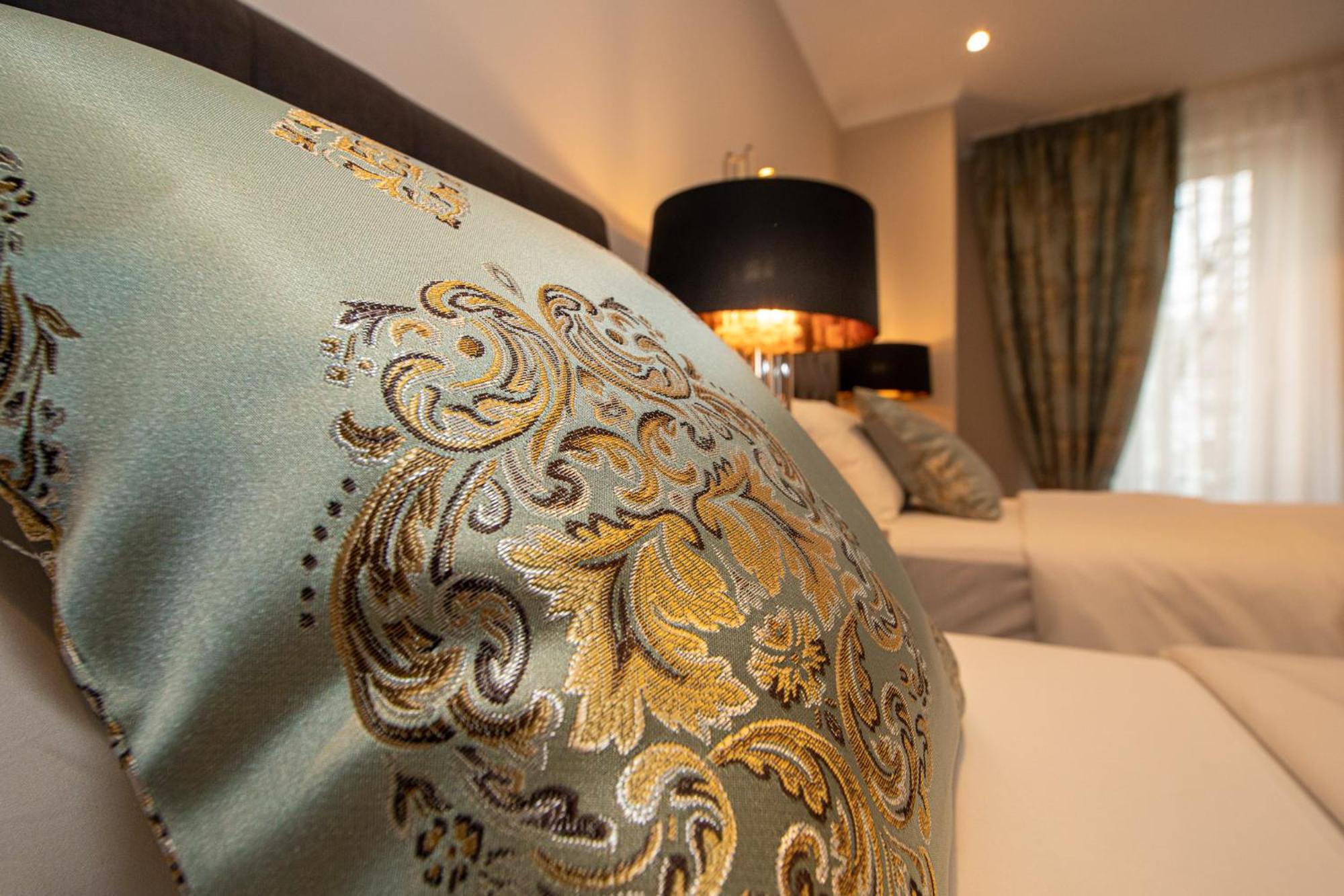 Superior Twin Room - Photo 17