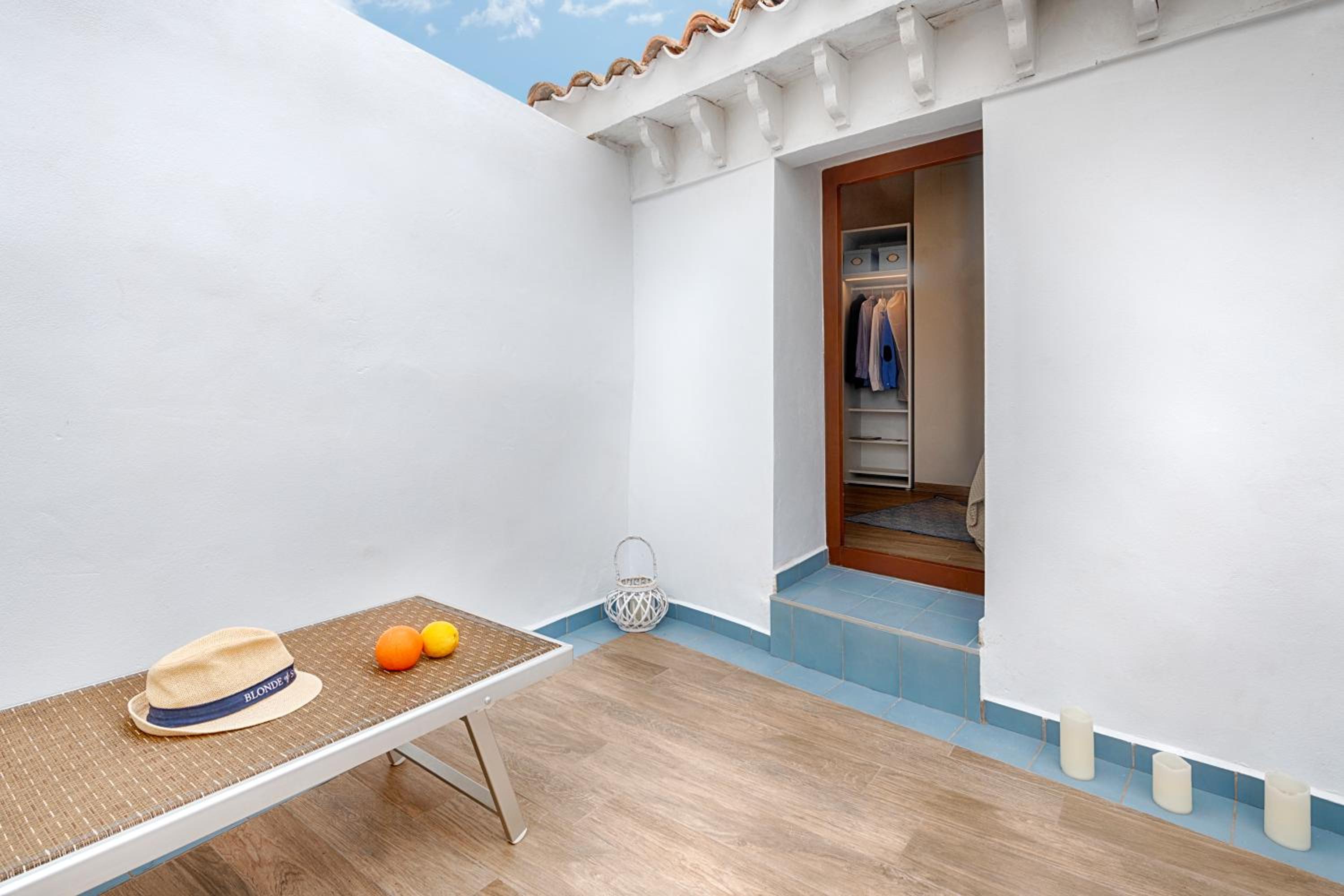 Double Room with Terrace - Photo 16
