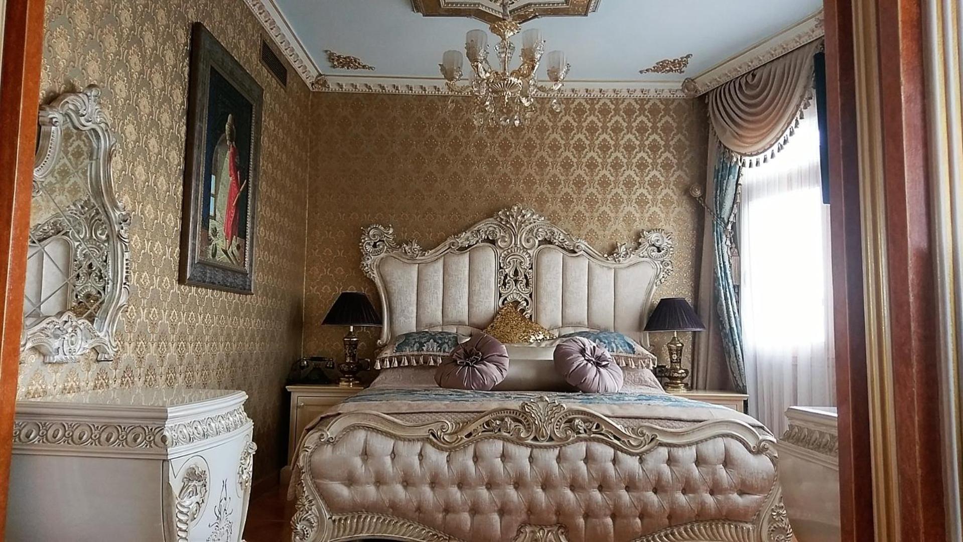 Deluxe Suite with Sea View photo 1