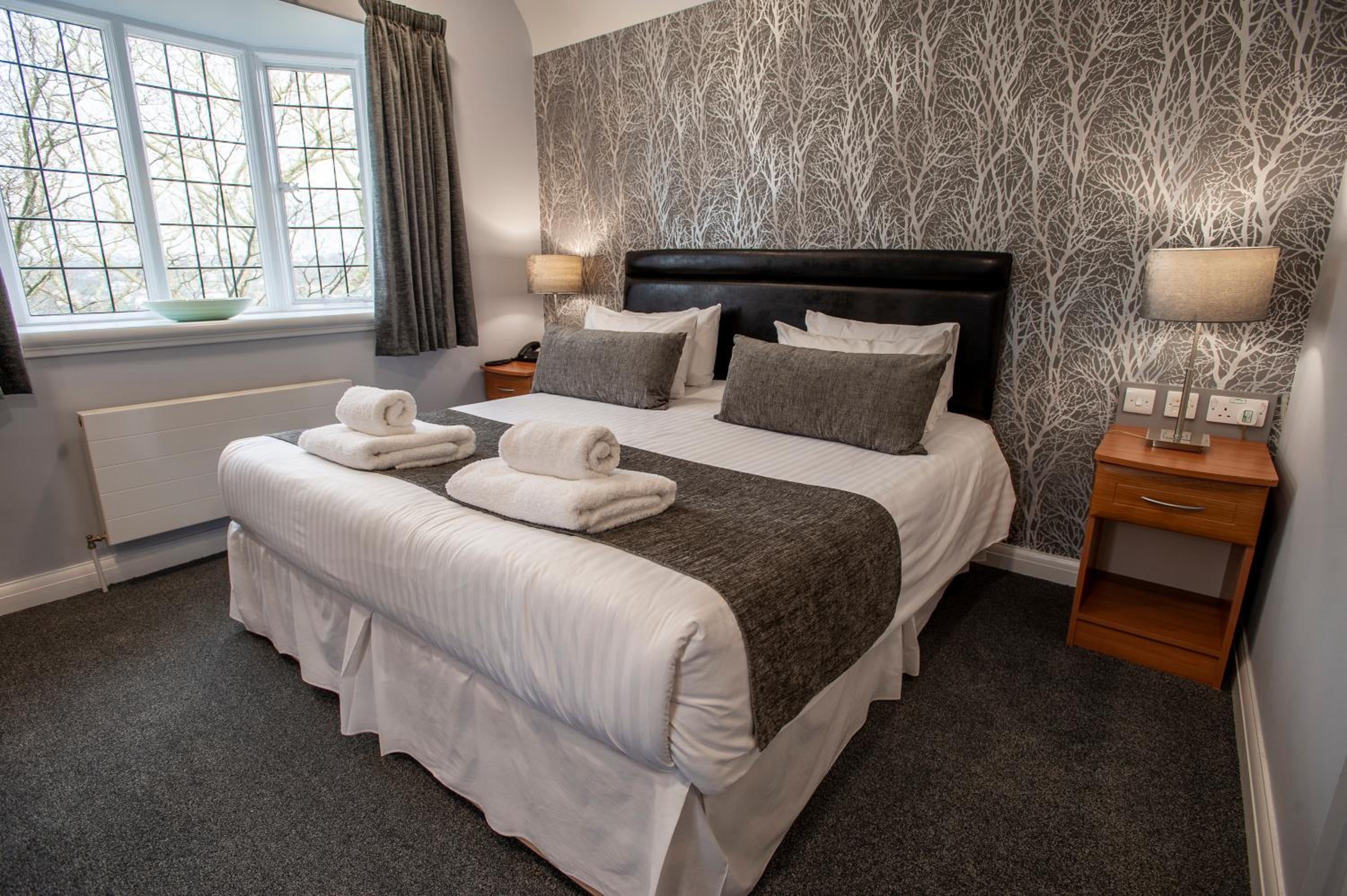 Executive King Room - Photo 8