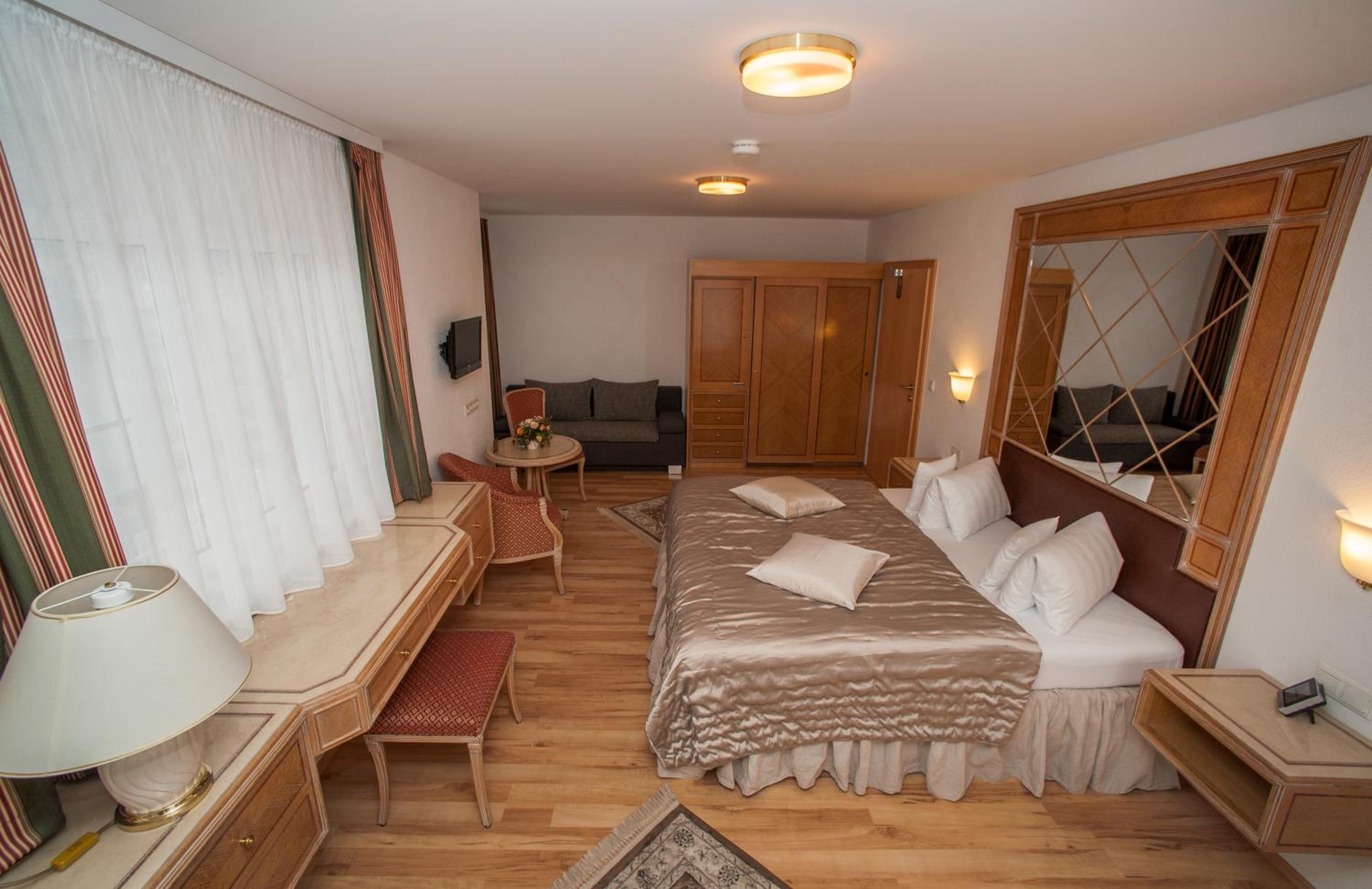 Deluxe Double Room with Balcony