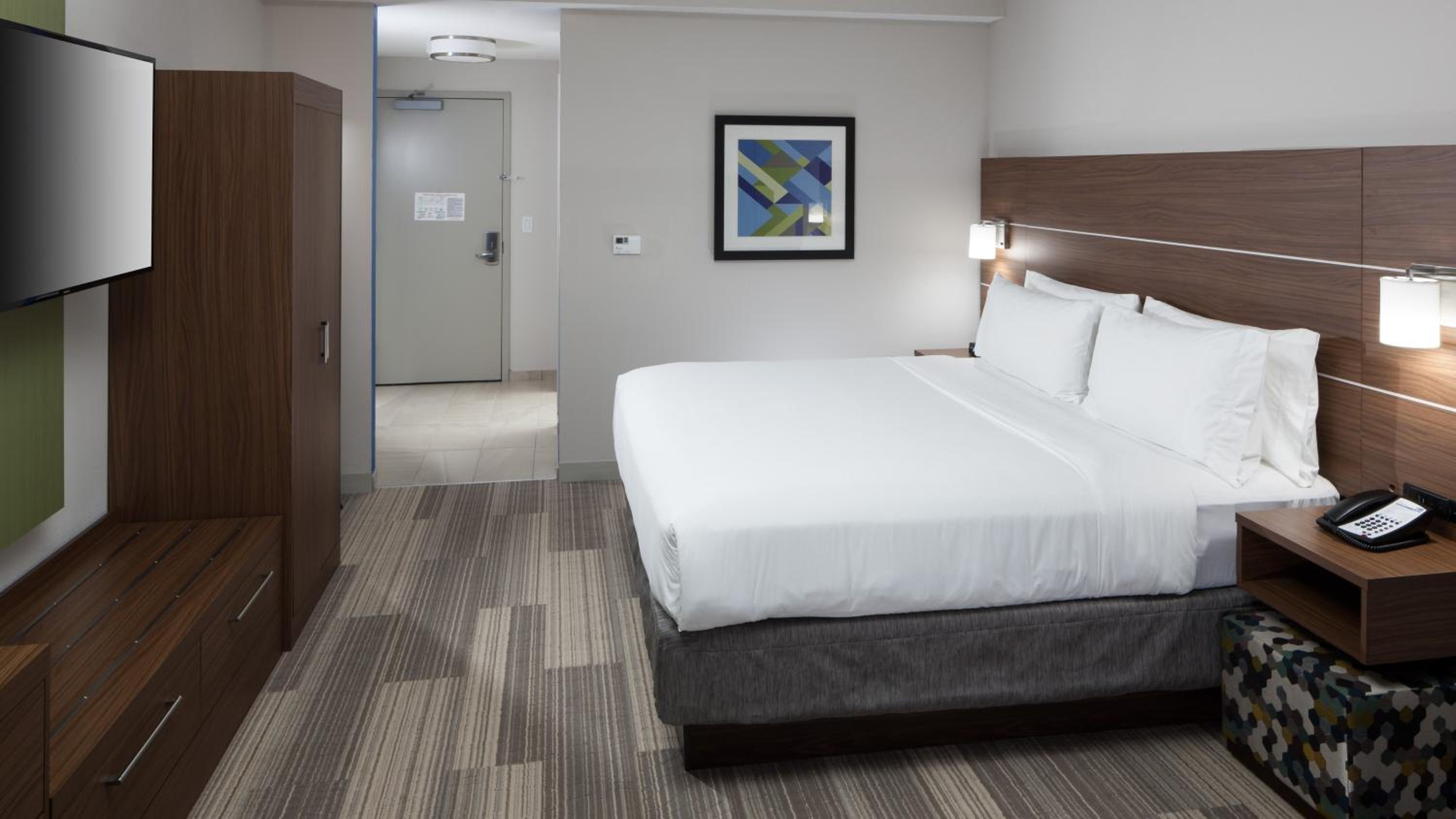 Standard King Room - Photo 1