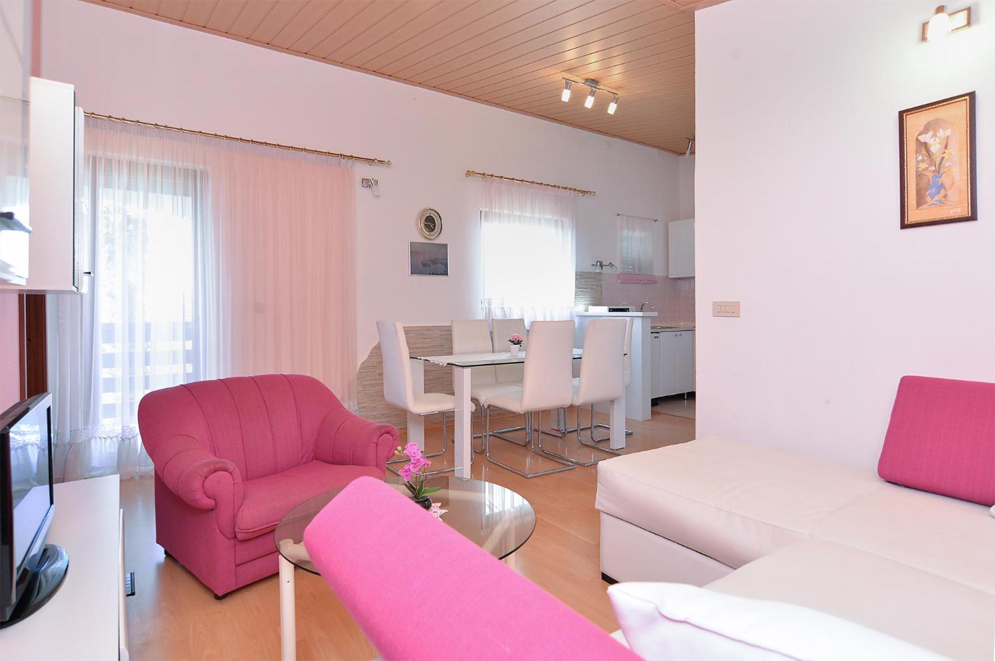 Two-Bedroom Apartment photo 3