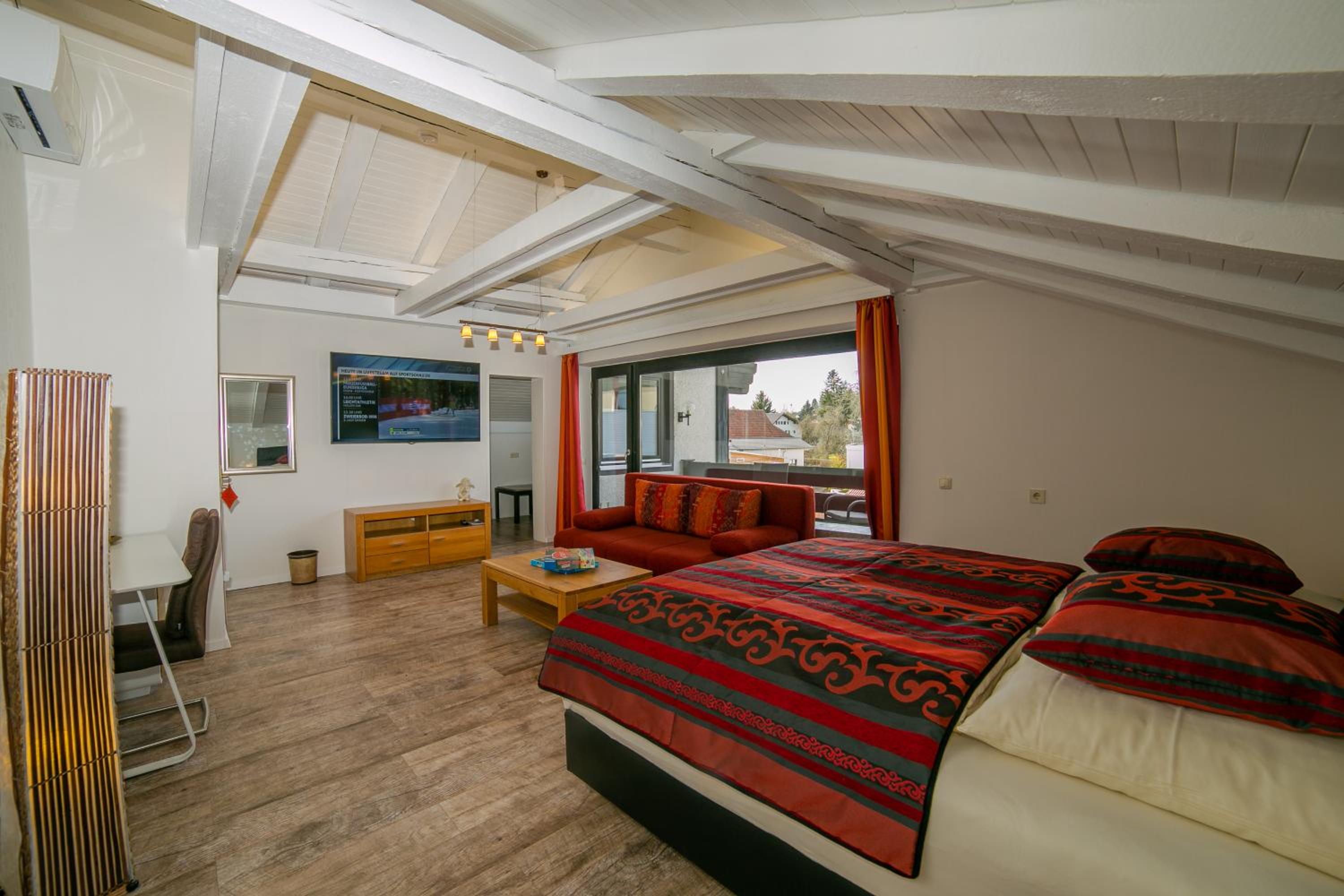 Apartment with Balcony (4 Adults) photo 3