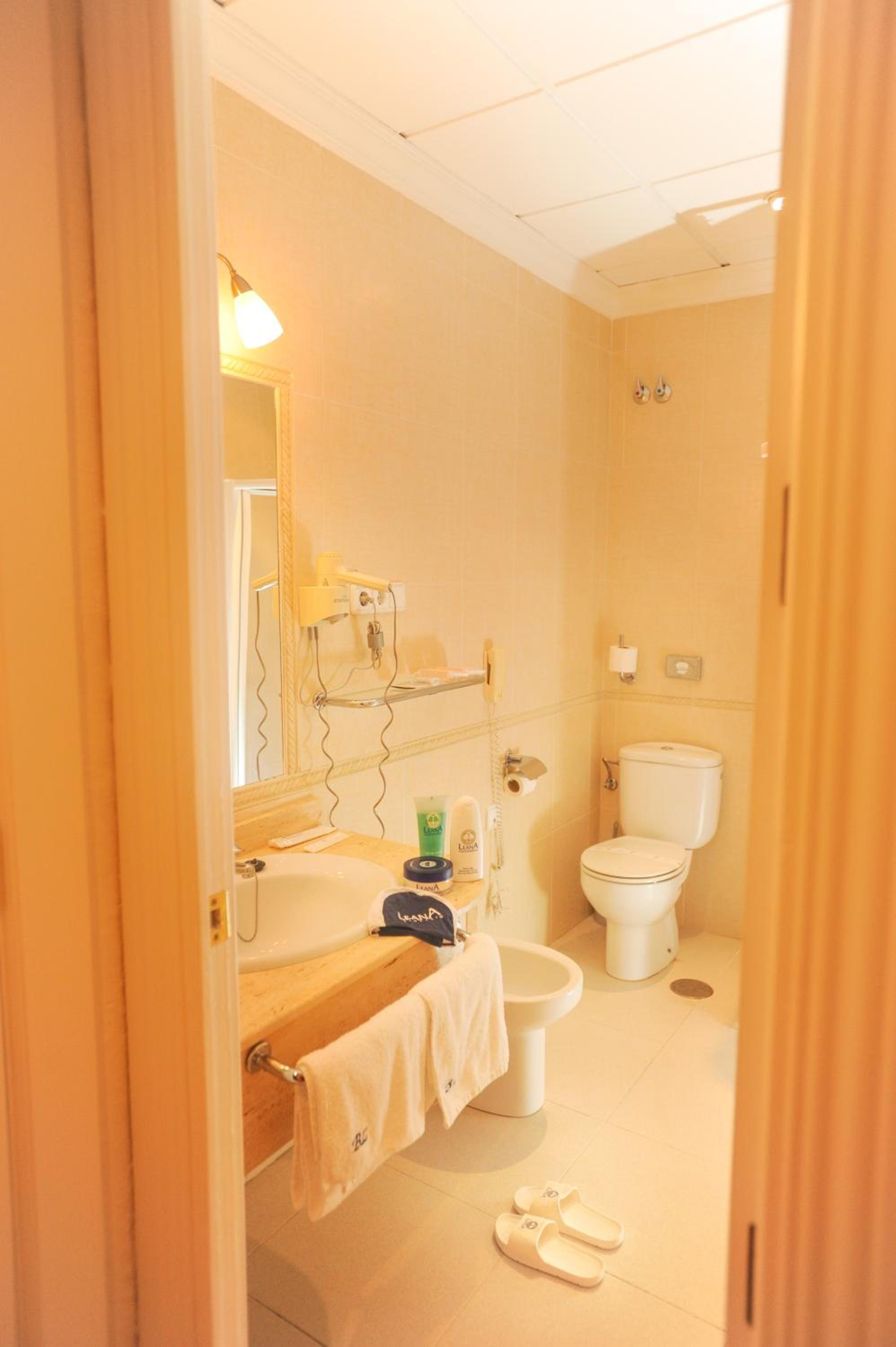 Premium Double Room photo 3